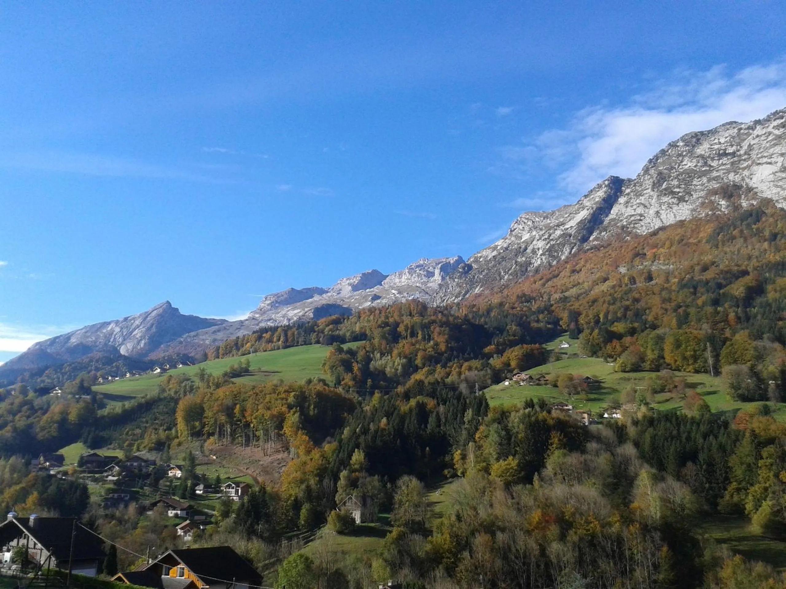 Mountain view in Auberge Du Fraizier