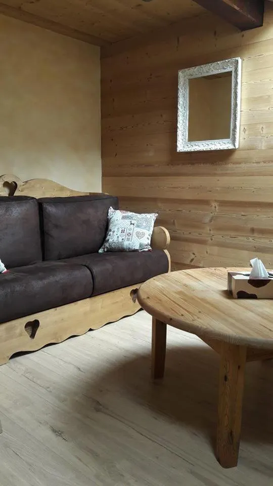 Seating area in Auberge Du Fraizier