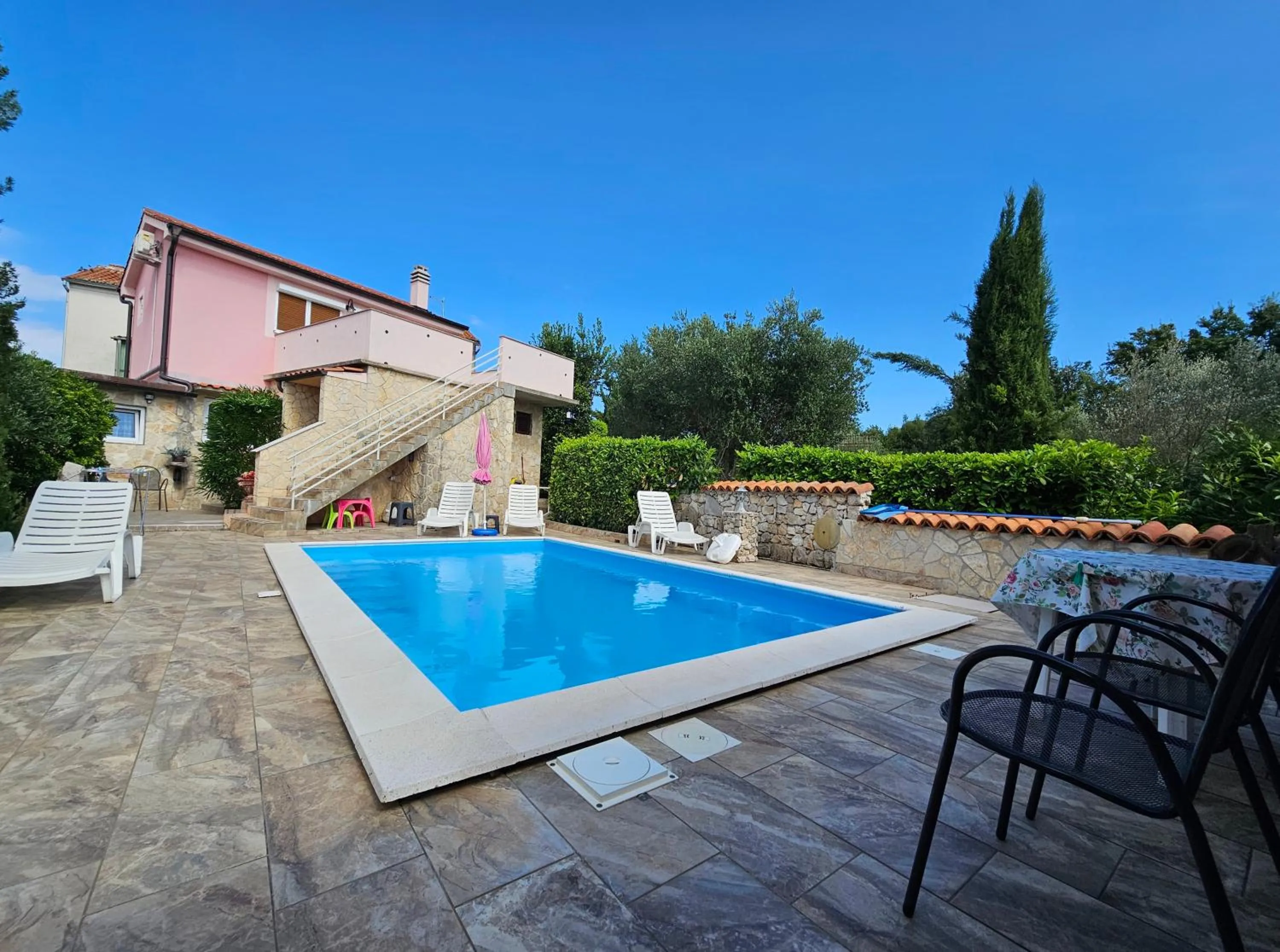 Villa Kate, with a private swimming pool and garden