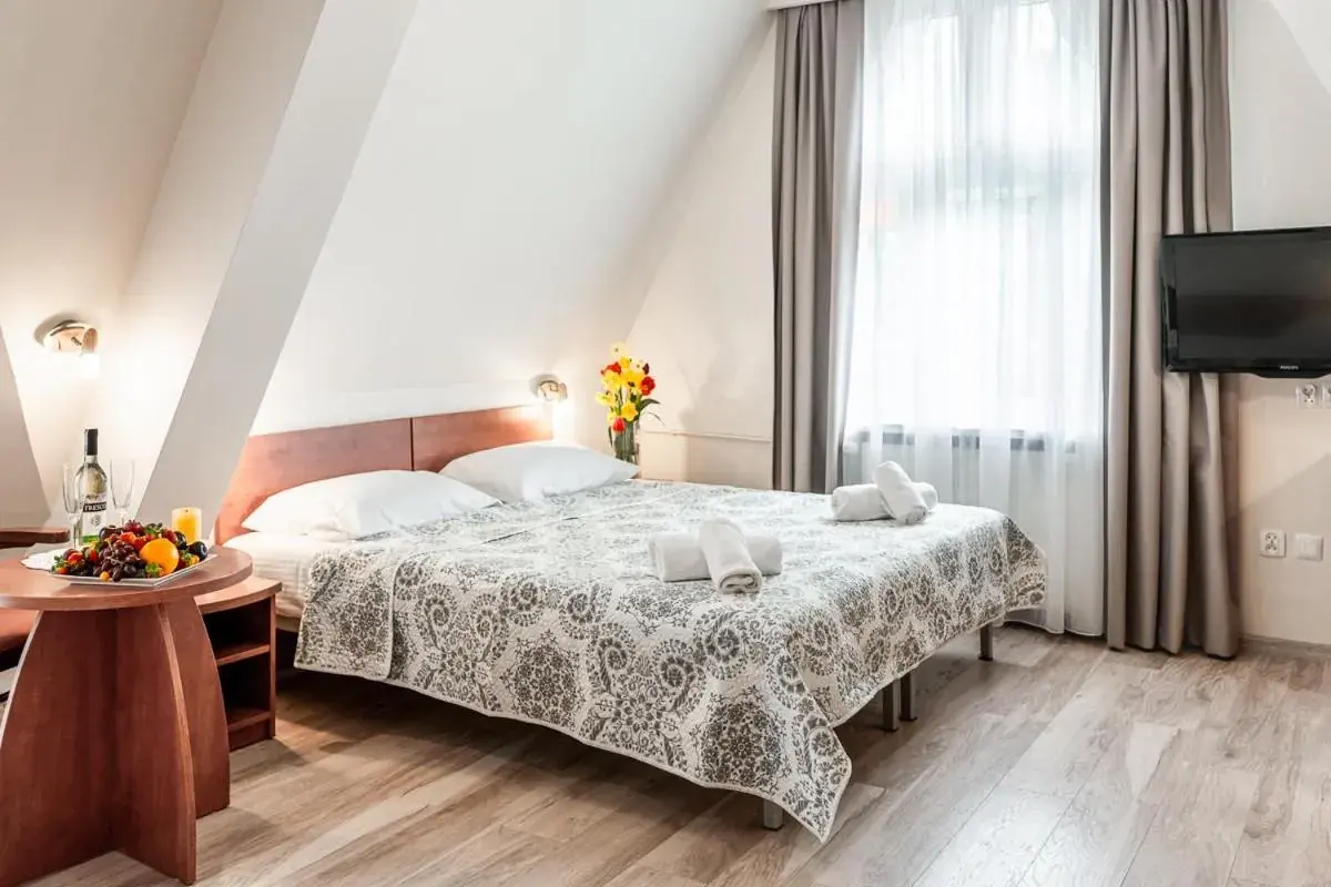 Triple Room in Hotel Cis Triple Room in Hotel Cis