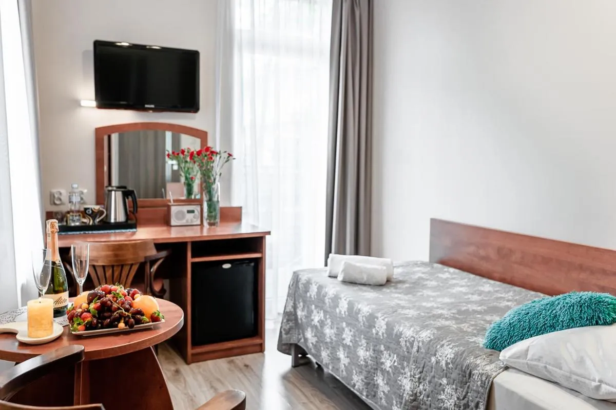 Photo of the whole room, Bed in Hotel Cis