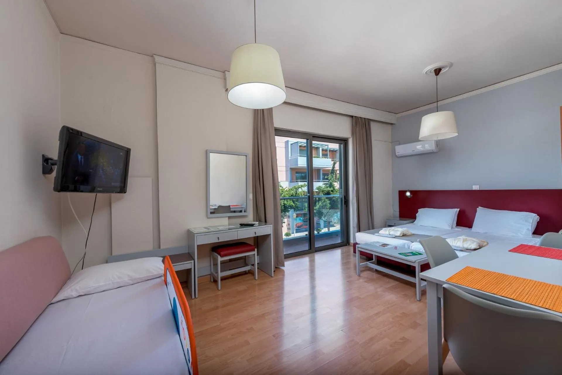 Bedroom, Bed in 7Palms