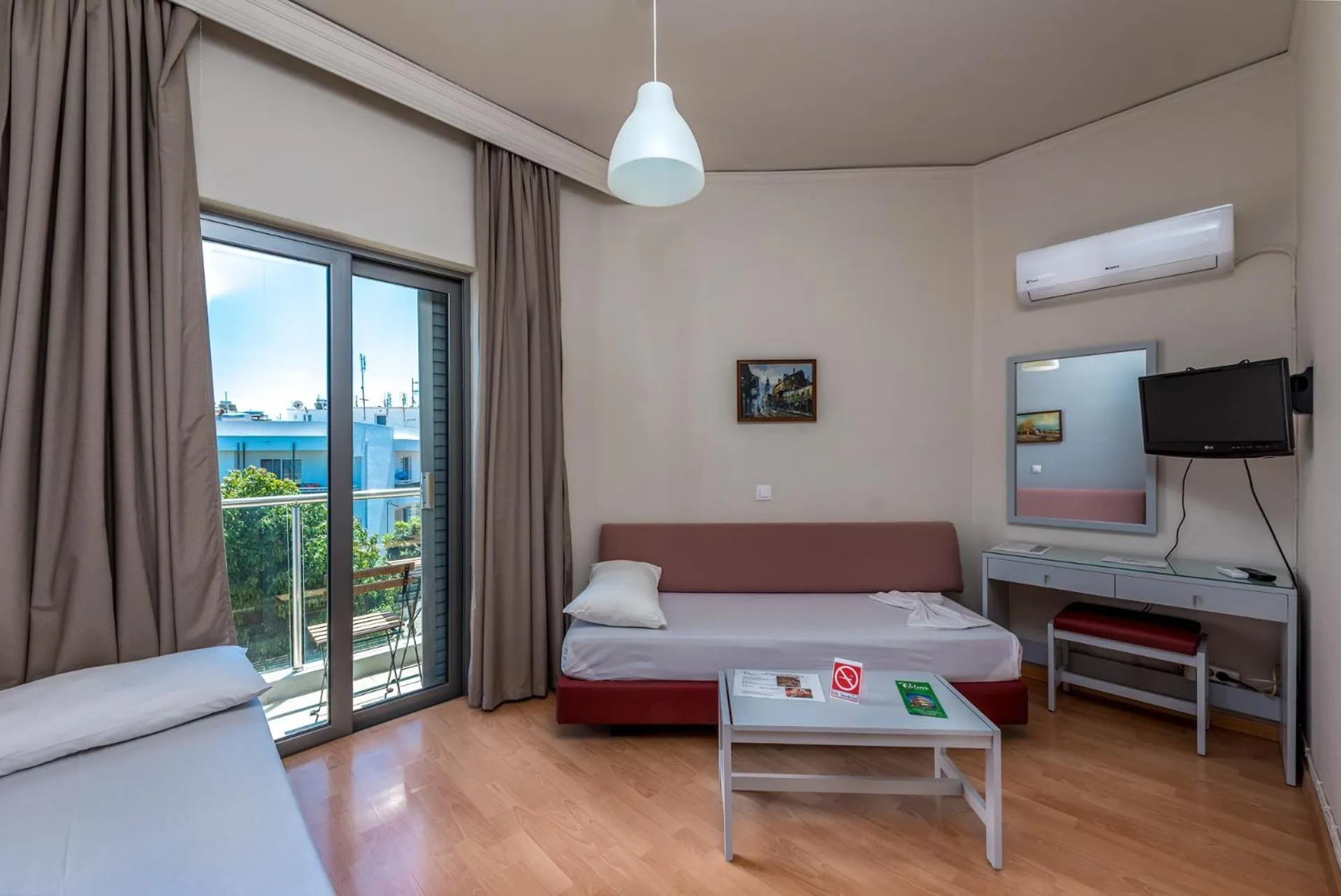 Bedroom, Bed in 7Palms