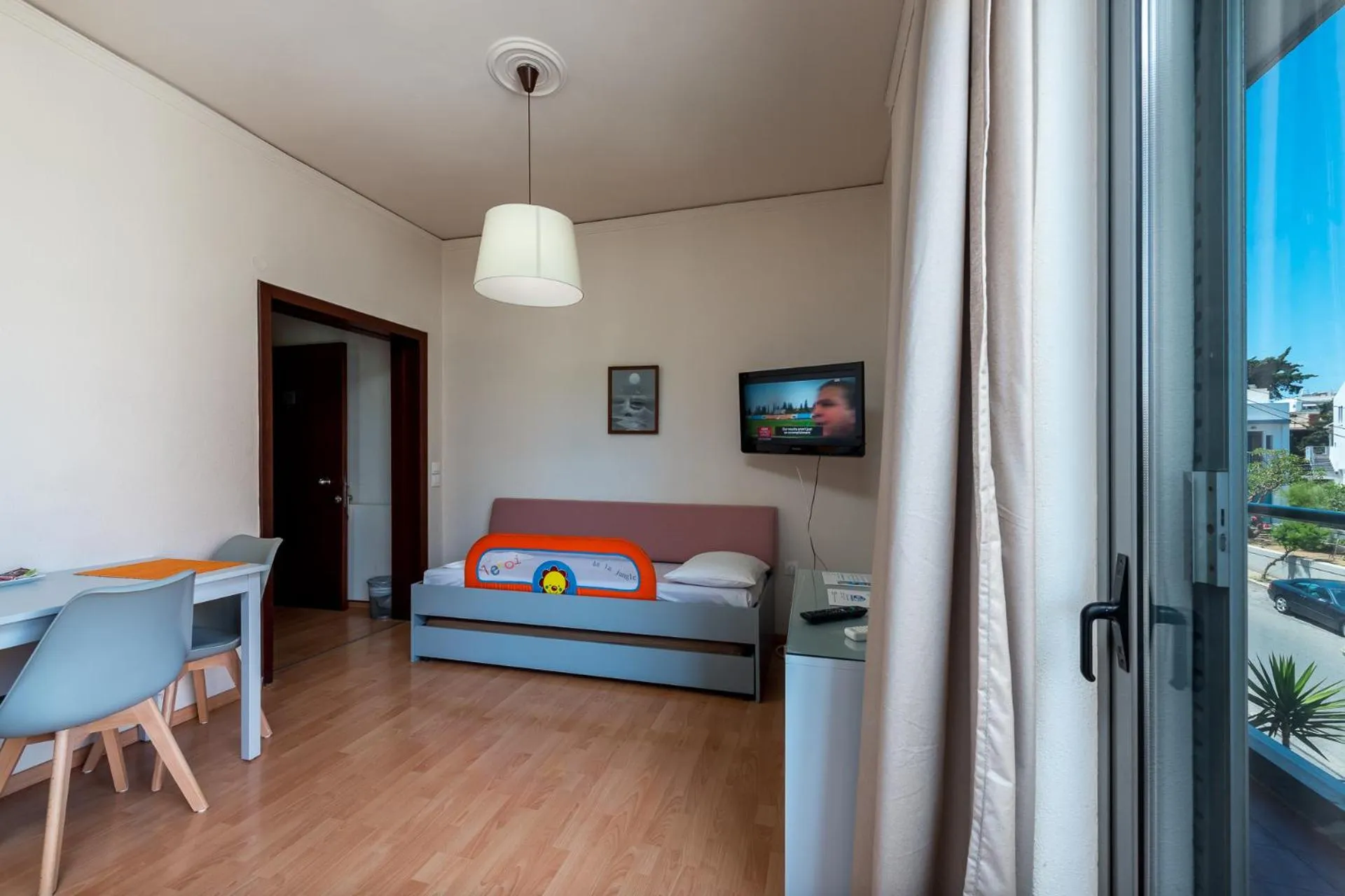 Bedroom, Bed in 7Palms