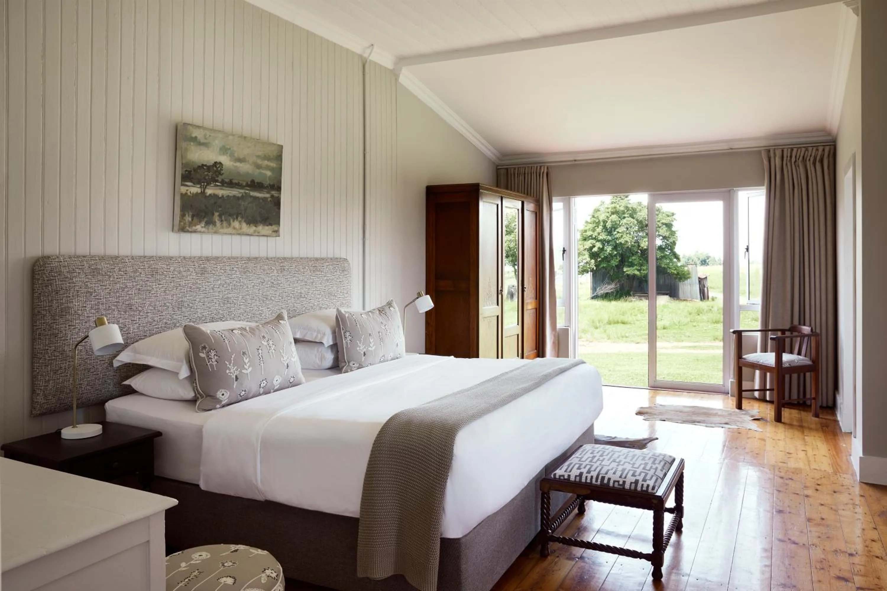 Bed in Brahman Hills - Gardens, Spa, Hotel & Villas - 5star