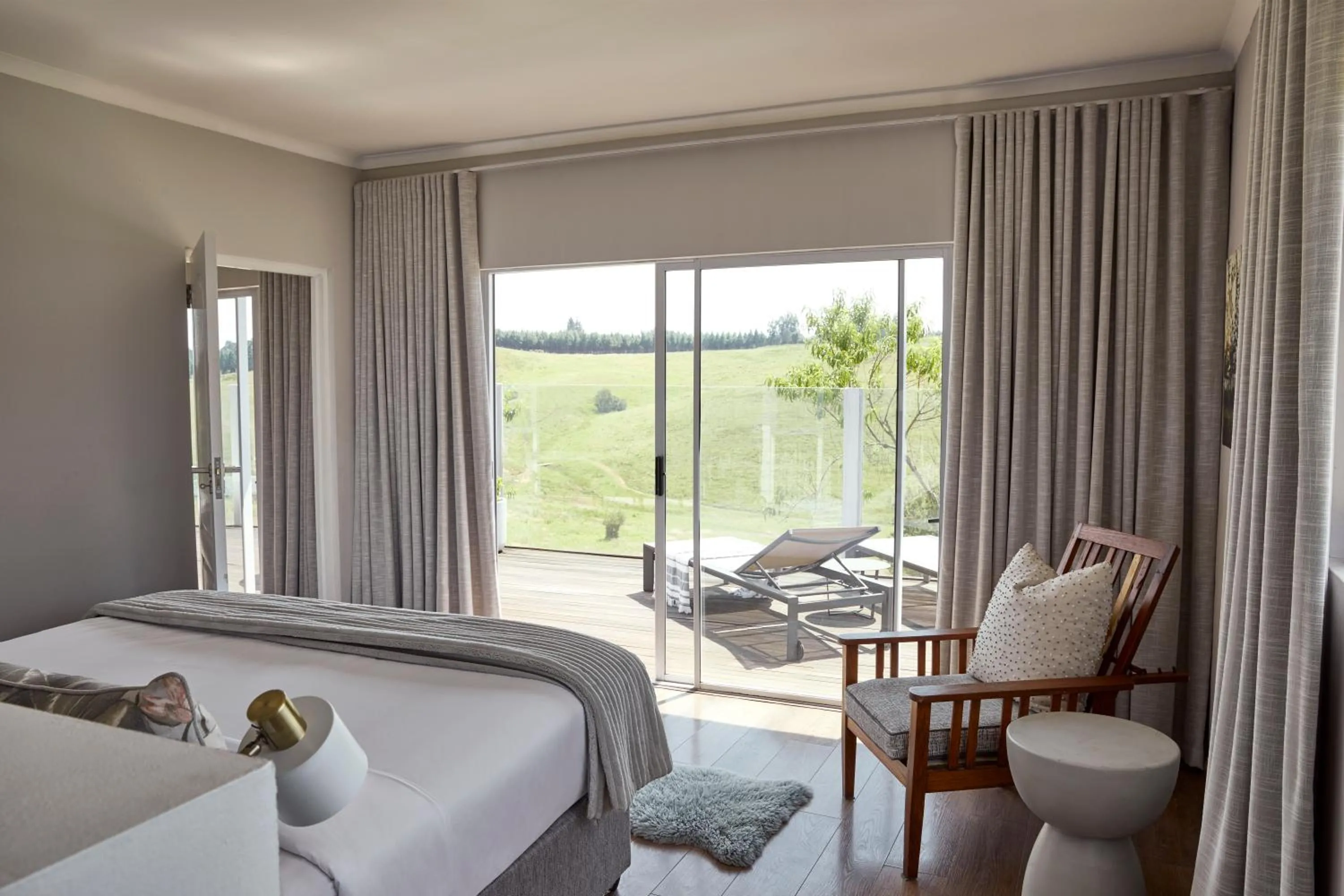 Bed in Brahman Hills - Gardens, Spa, Hotel & Villas - 5star
