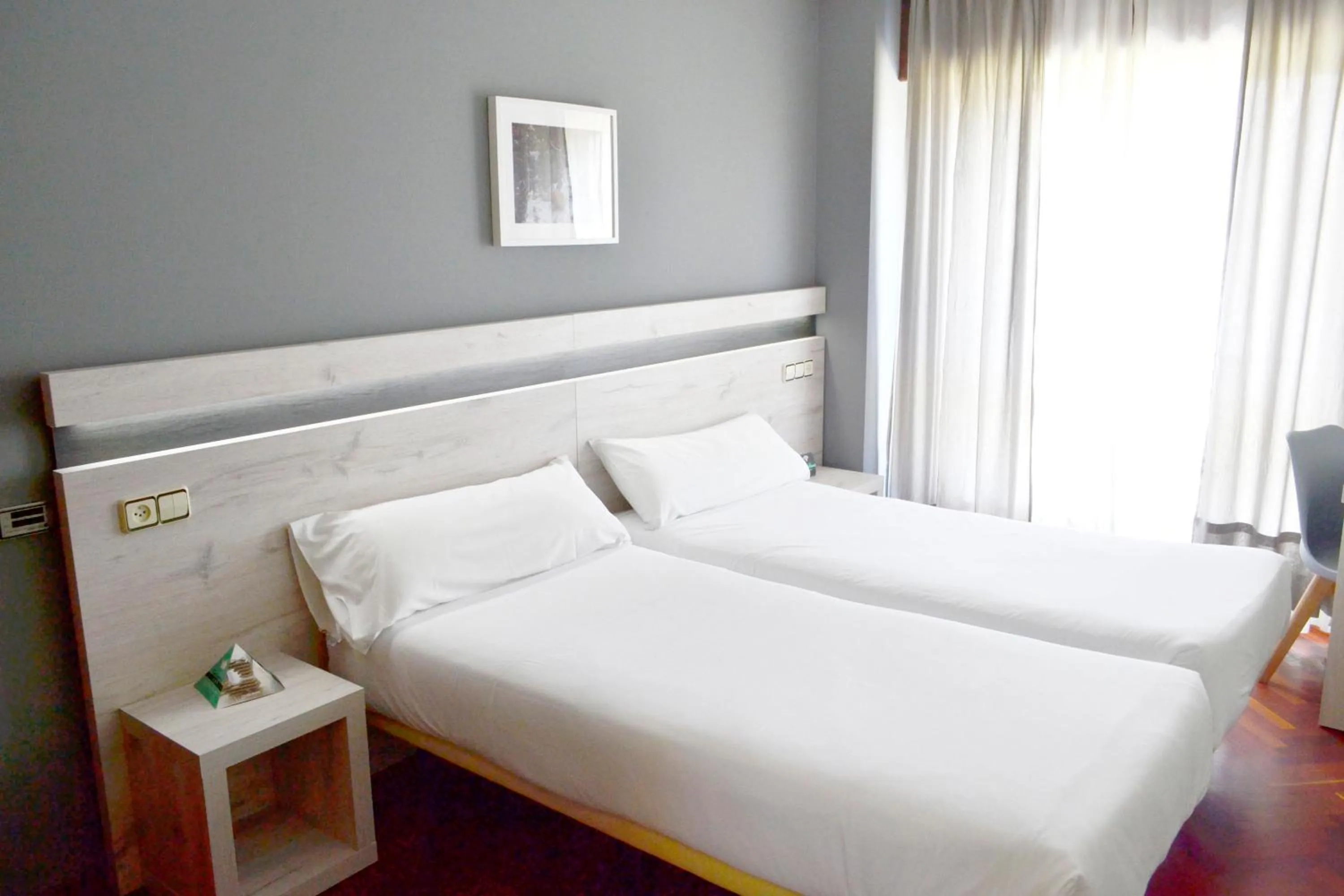 Bed in Alda Puerta Coruña