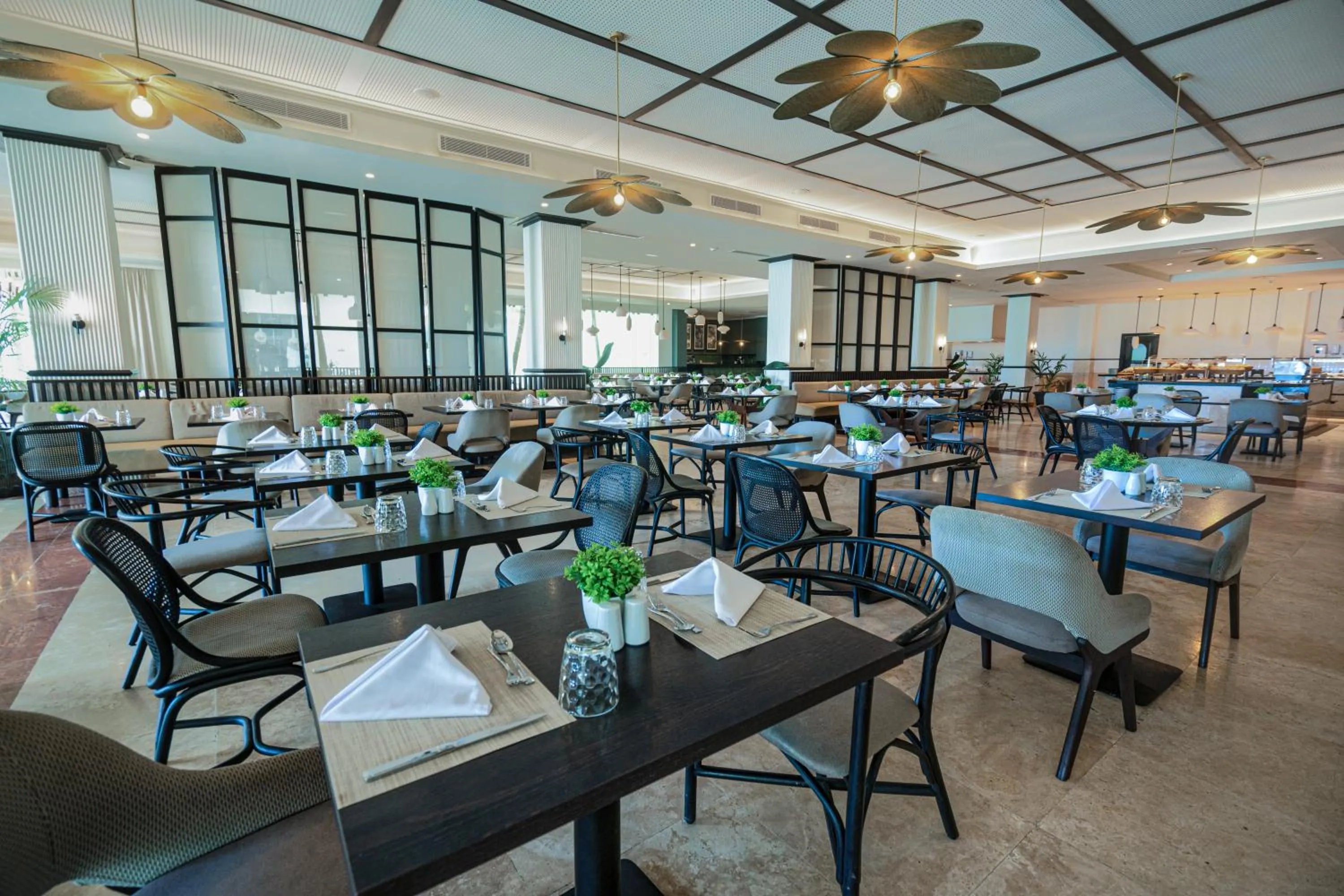 Restaurant/places to eat in Grand Palladium Lady Hamilton Resort & Spa - All Inclusive