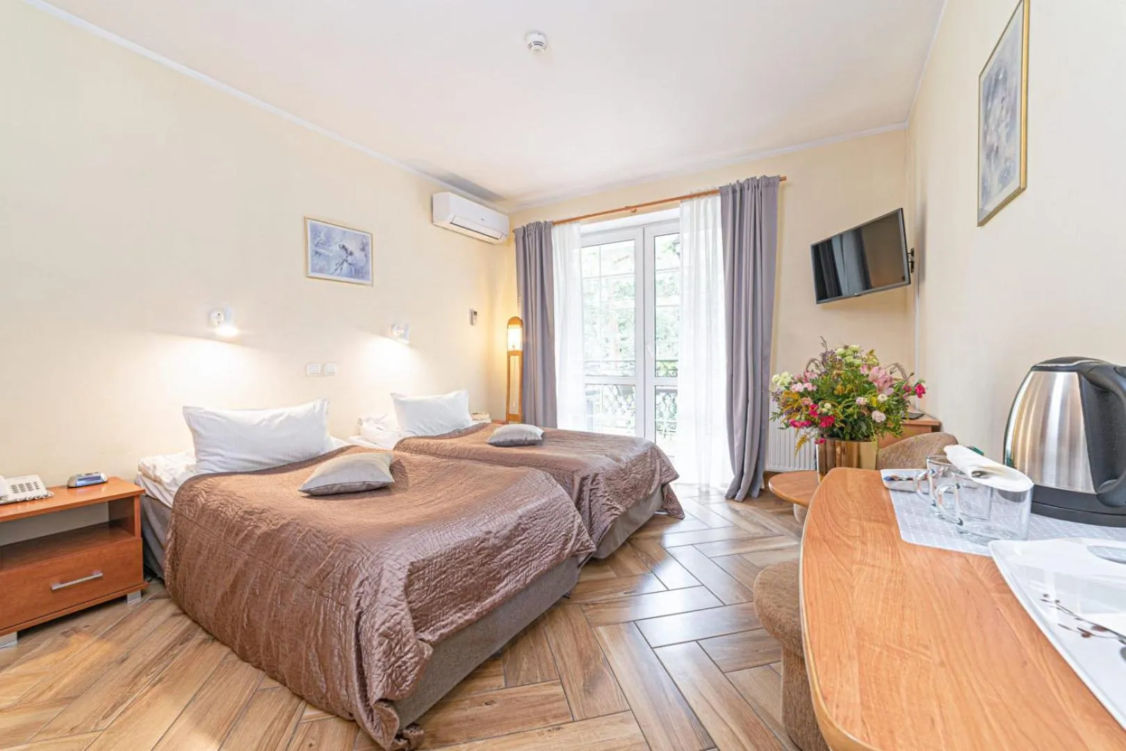 TV and multimedia, Bed in Hotel Solar Palace SPA & Wellness