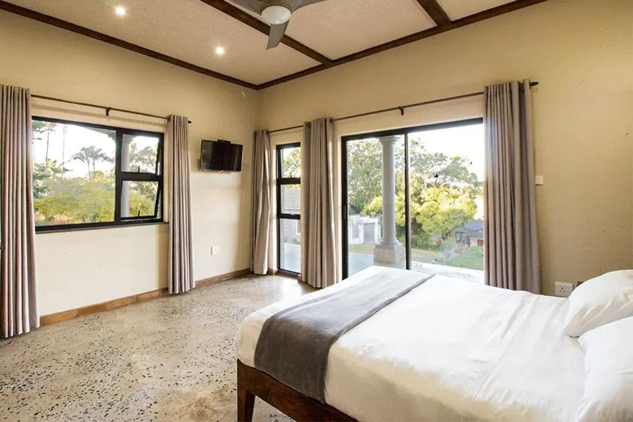 Bed in Stephan's Guest House