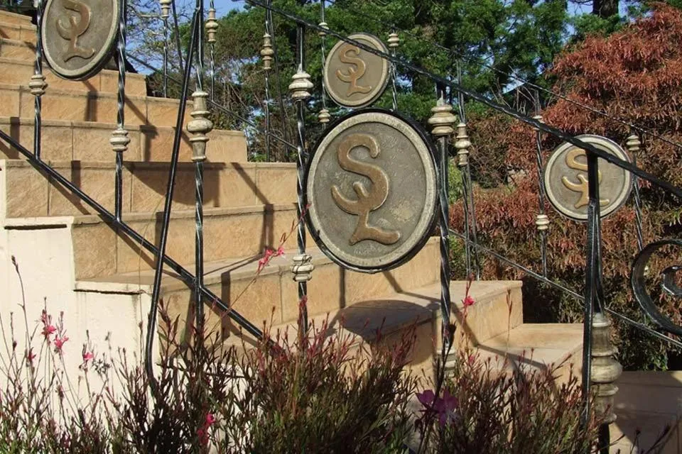 Property logo or sign in Stephan's Guest House