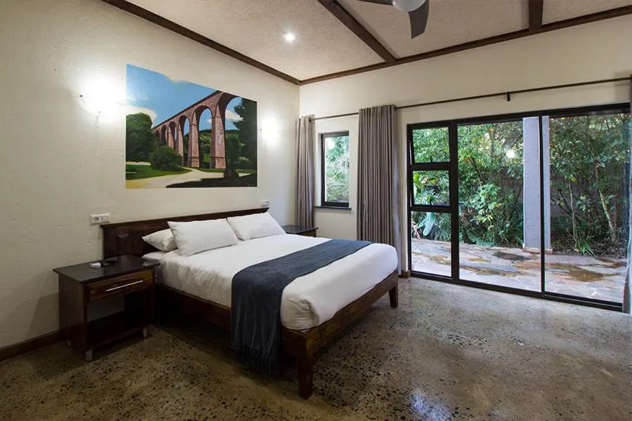 Bed in Stephan's Guest House