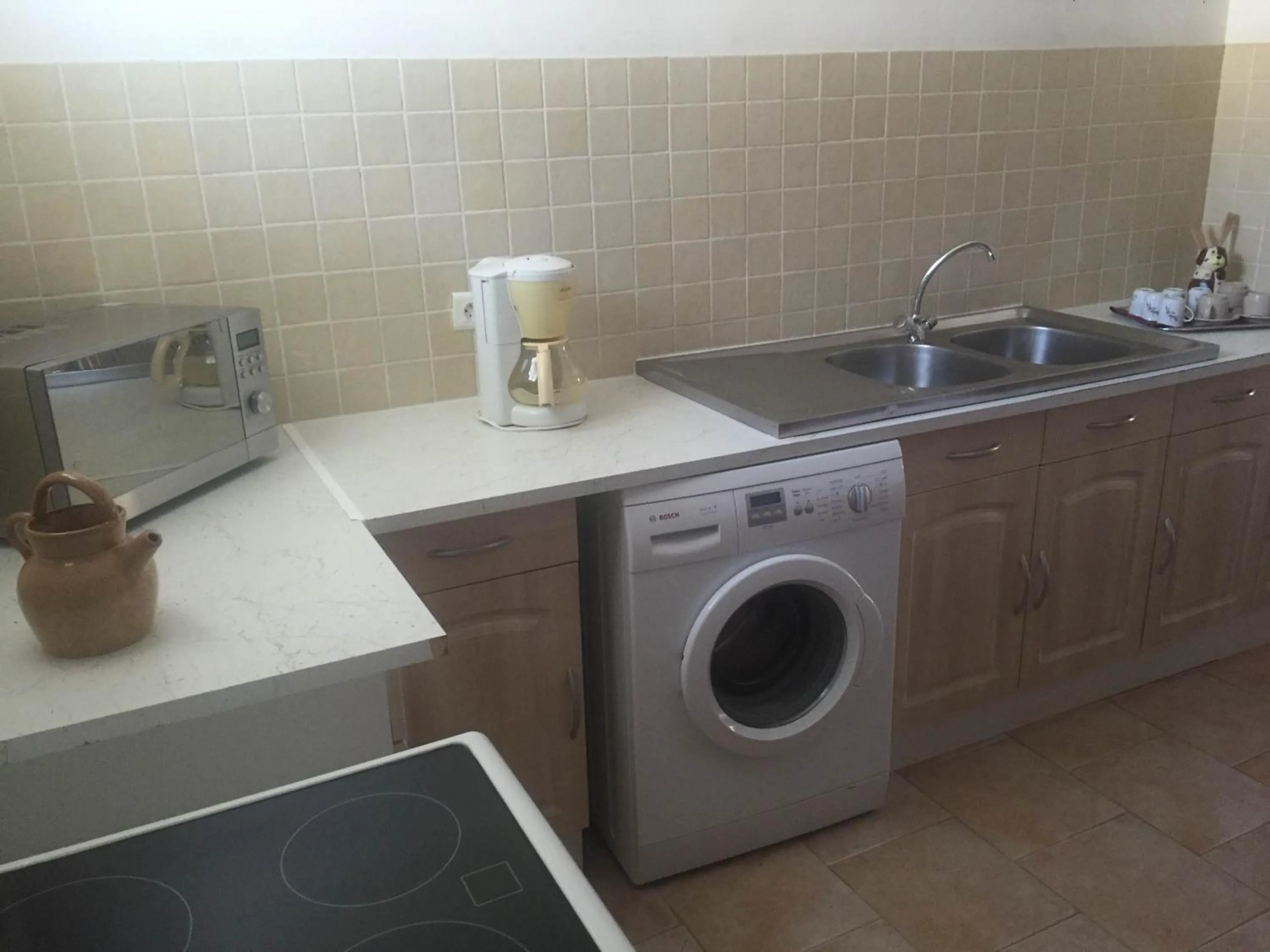 Kitchen or kitchenette in Auberge Les Olivades