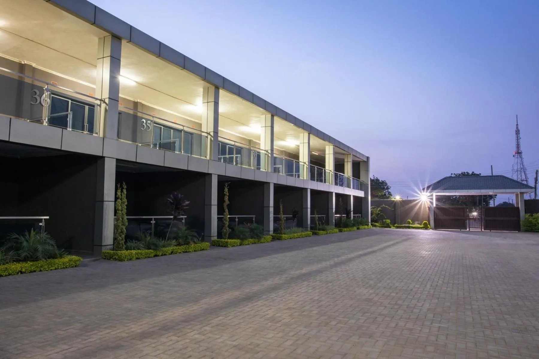 Property building in Fallsway Suites