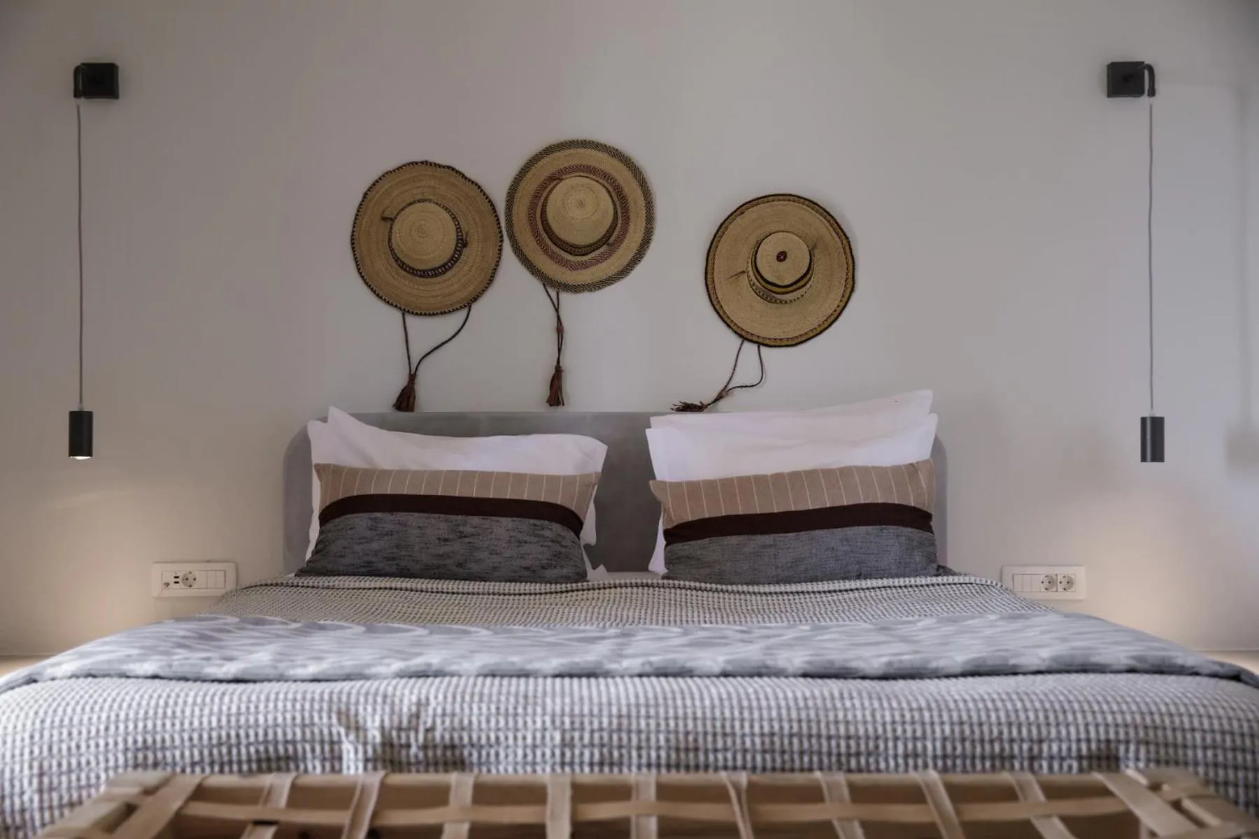 Bed in Grand View - Megalochori Santorini