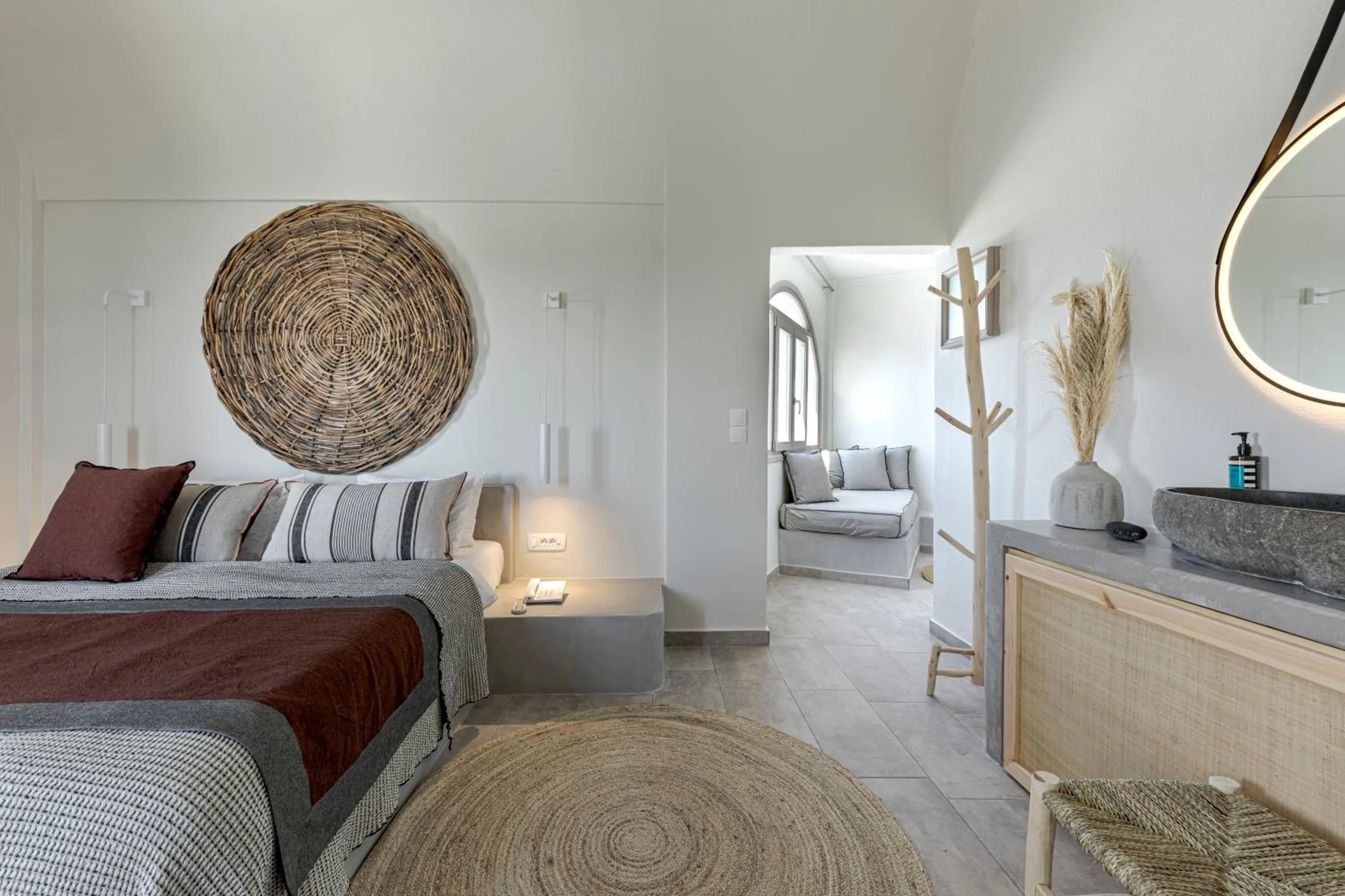 Bed in Grand View - Megalochori Santorini