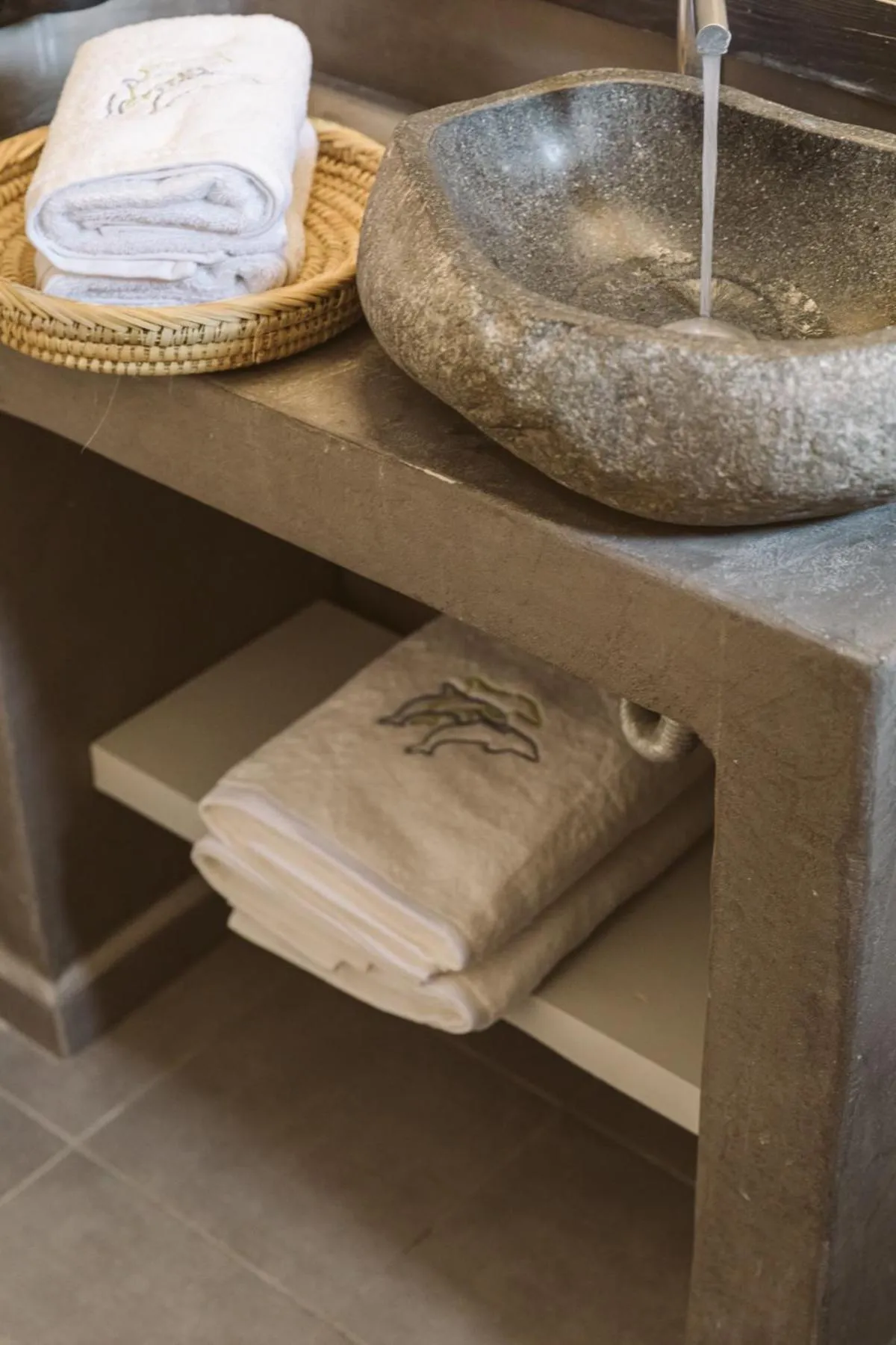 towels in Grand View - Megalochori Santorini