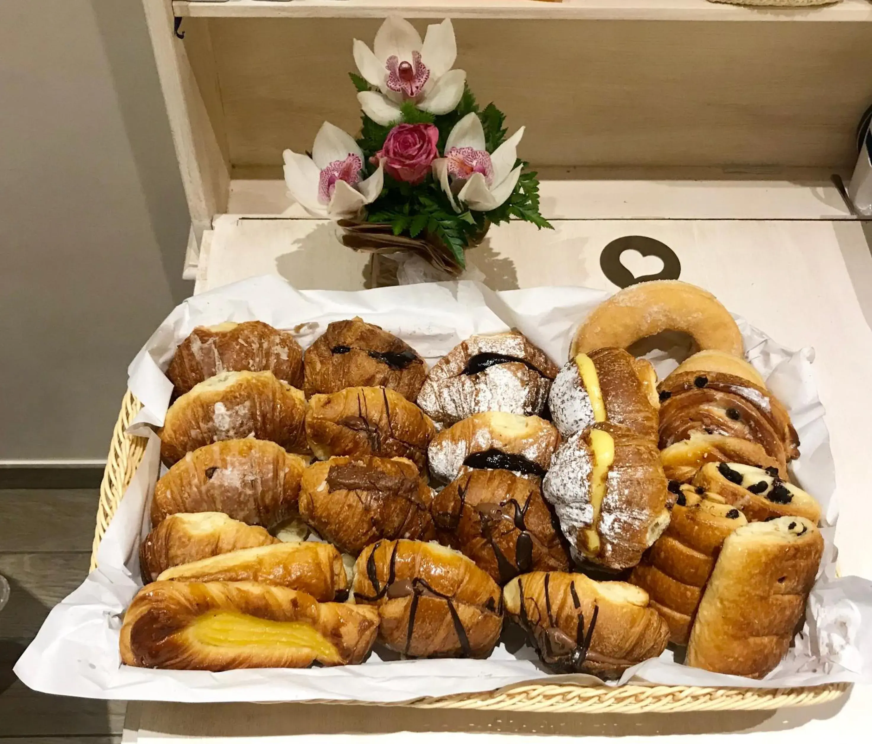 Food and drinks in Casa Mia Vaticano Guest House Food and drinks in Casa Mia Vaticano Guest House