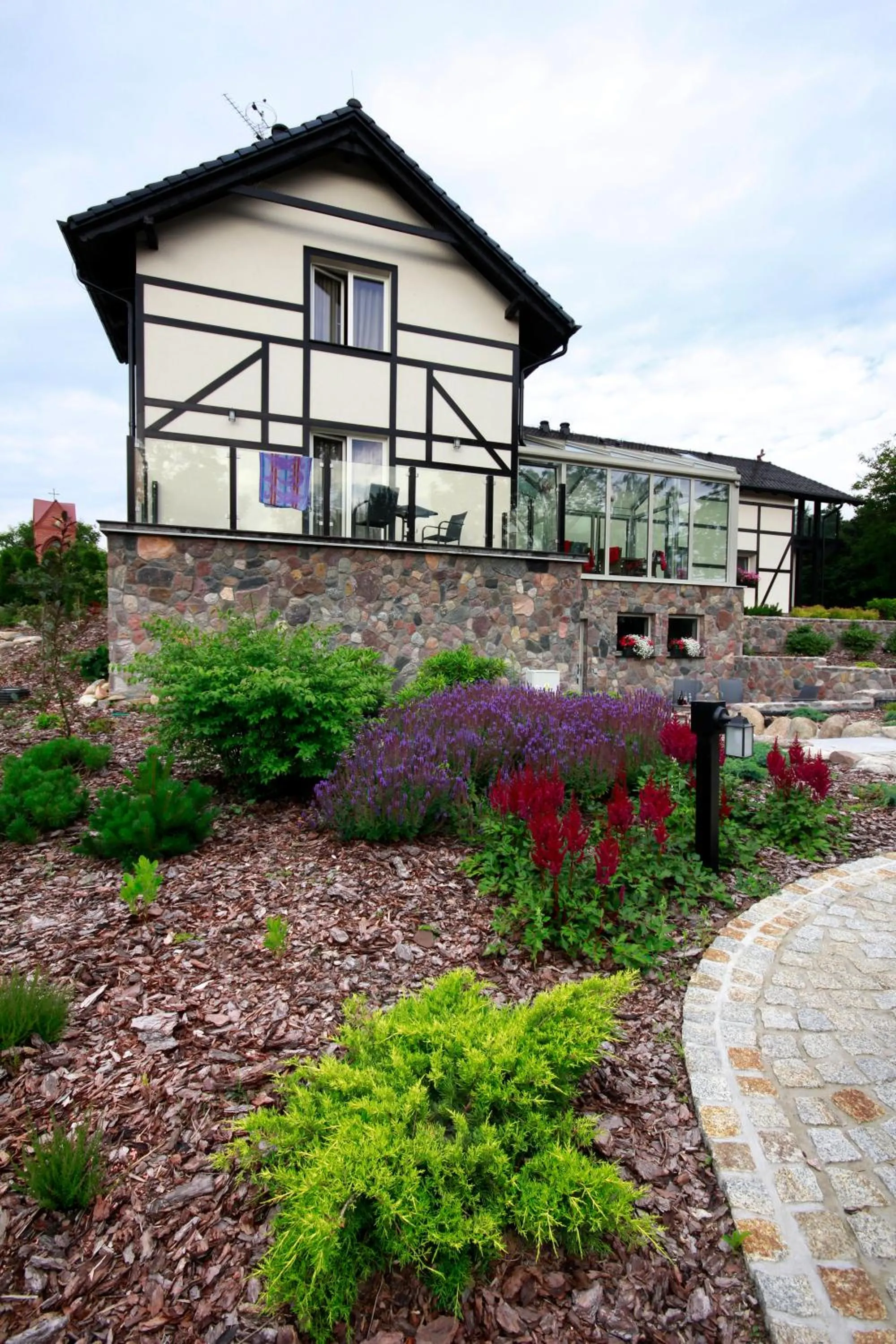 Property building in Estancja Mezowo