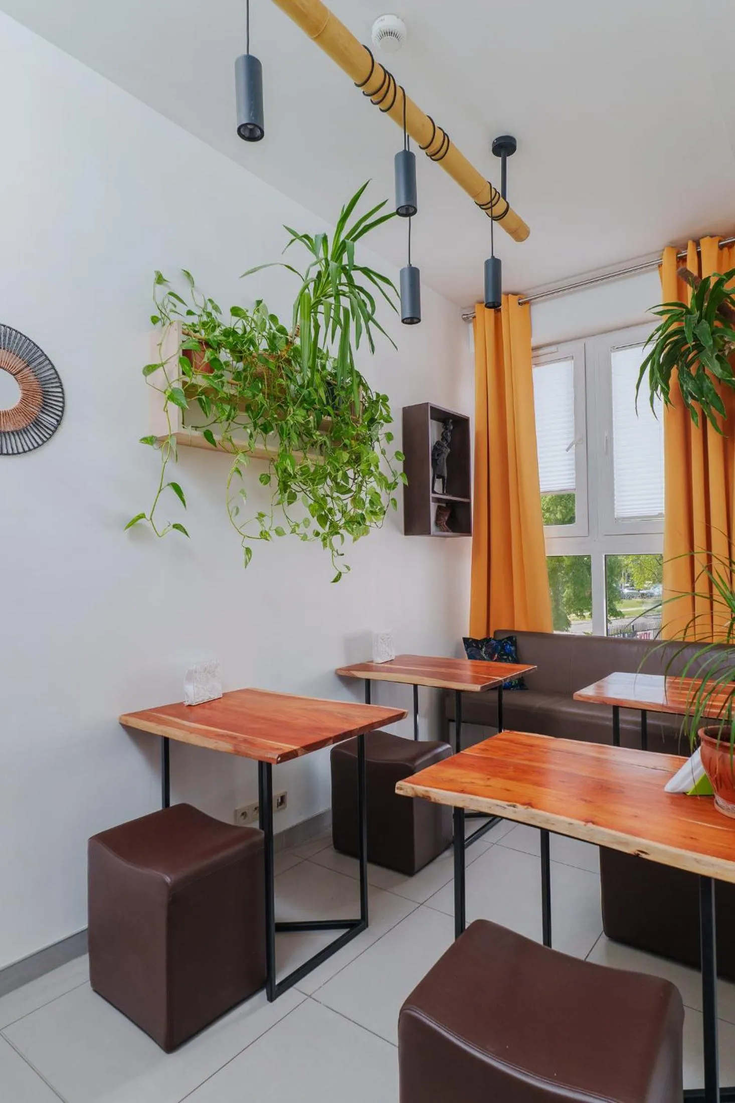 Restaurant/places to eat in Arcus Premium Hostel