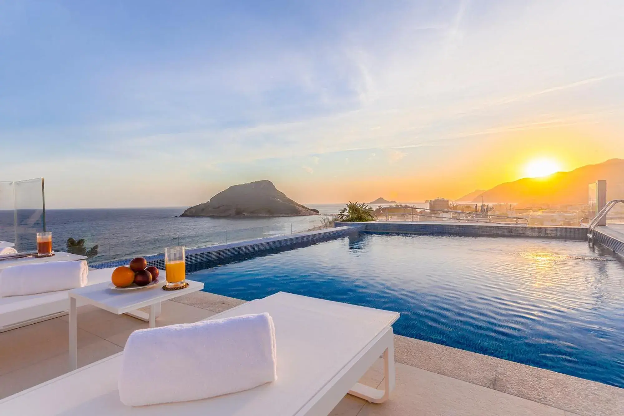 Swimming pool in CDesign Hotel Swimming pool in CDesign Hotel