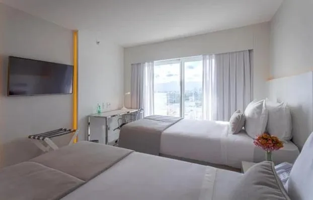 Photo of the whole room, Bed in CDesign Hotel