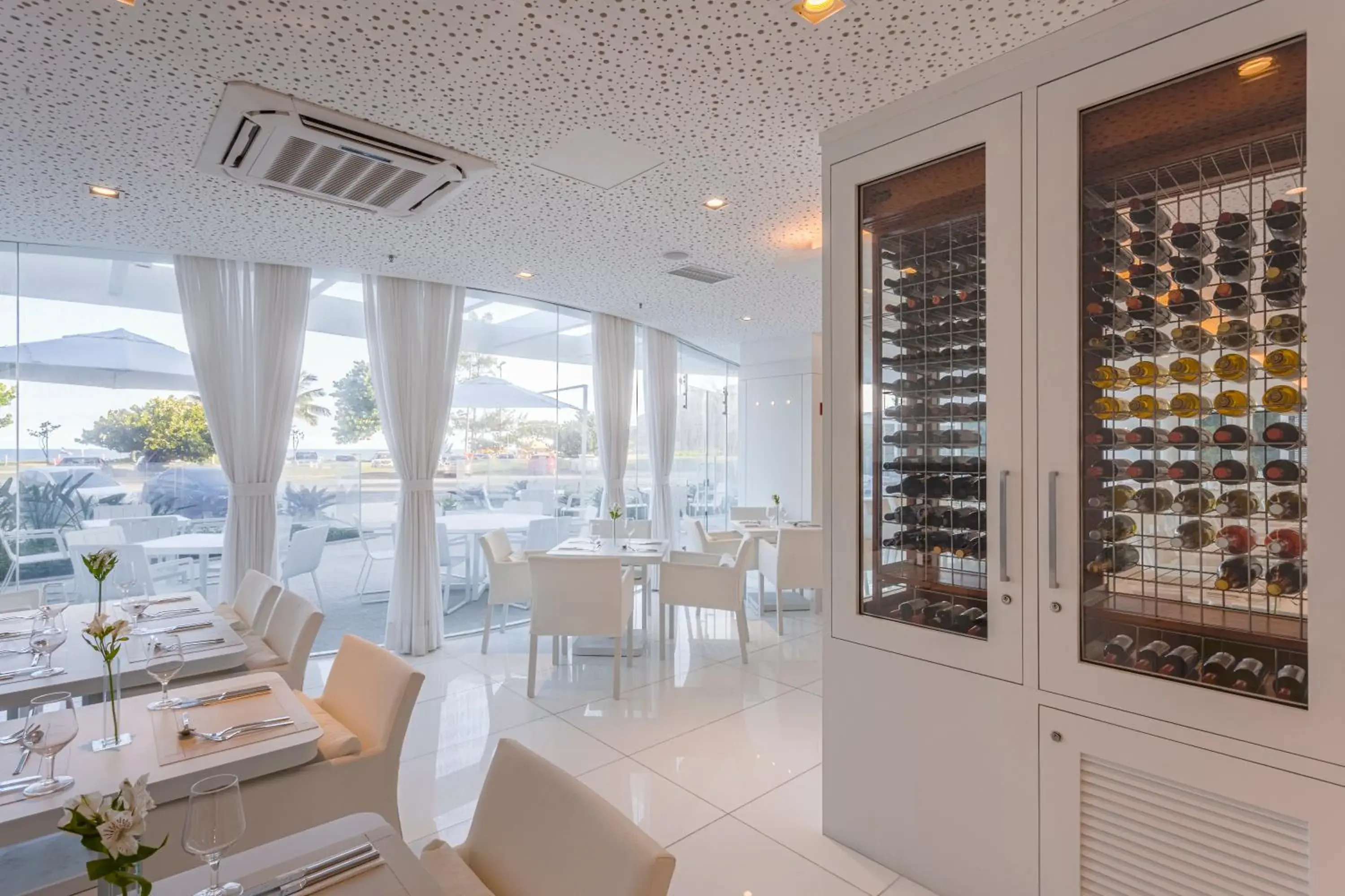 Restaurant/places to eat in CDesign Hotel Restaurant/places to eat in CDesign Hotel