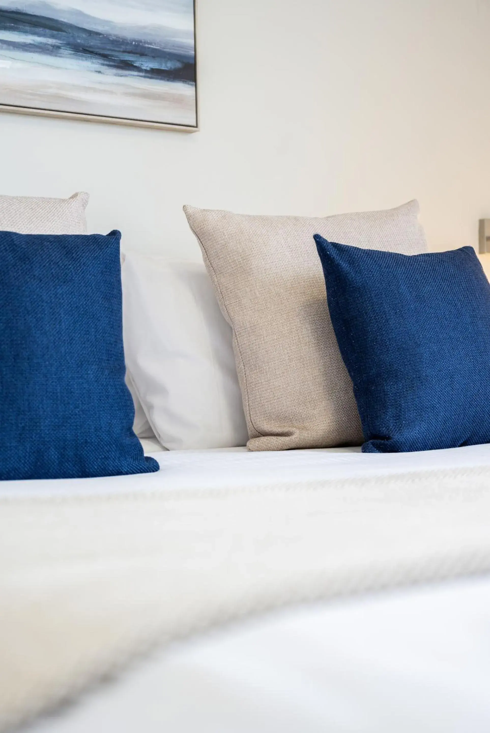 Bedroom, Bed in Inn For All Seasons Bedroom, Bed in Inn For All Seasons