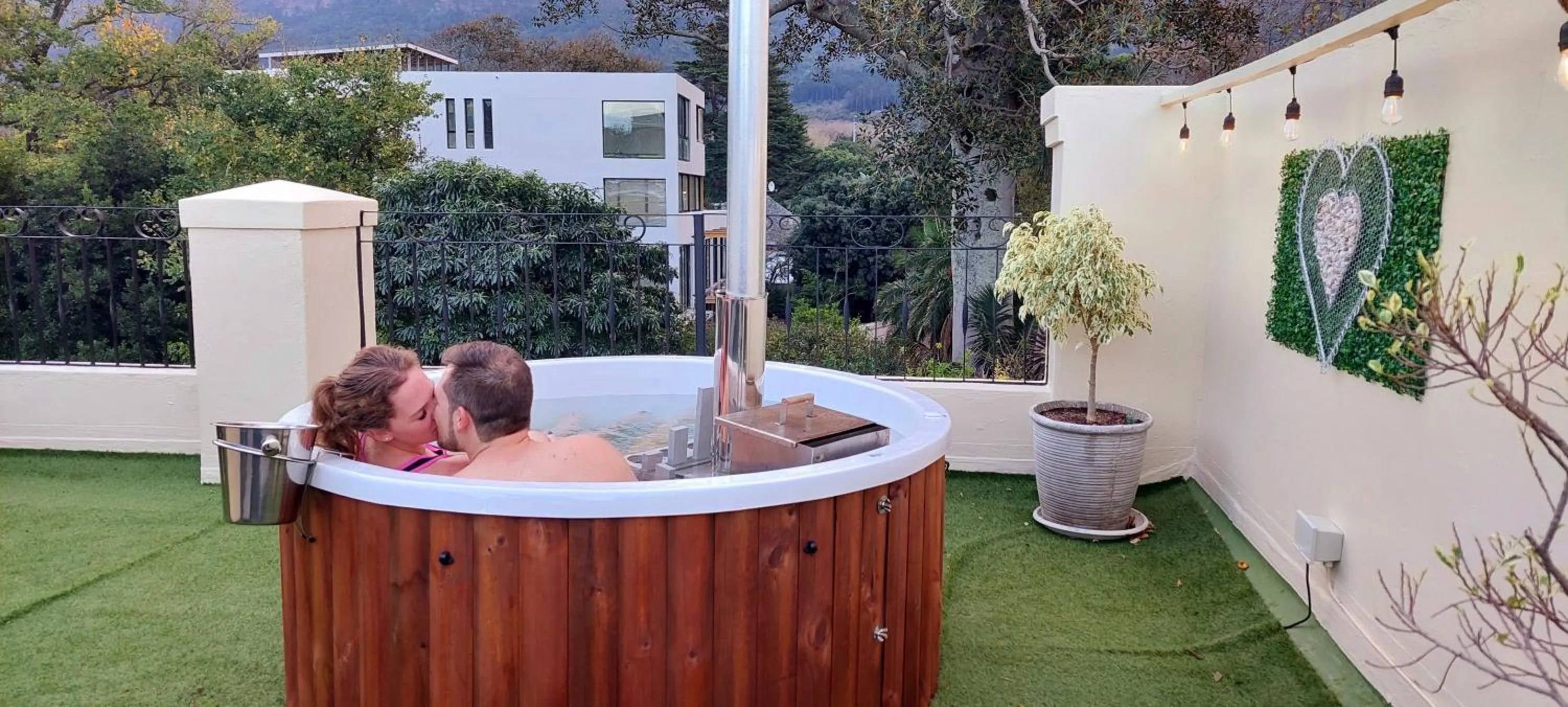 Hot Tub in Riversong Guest House
