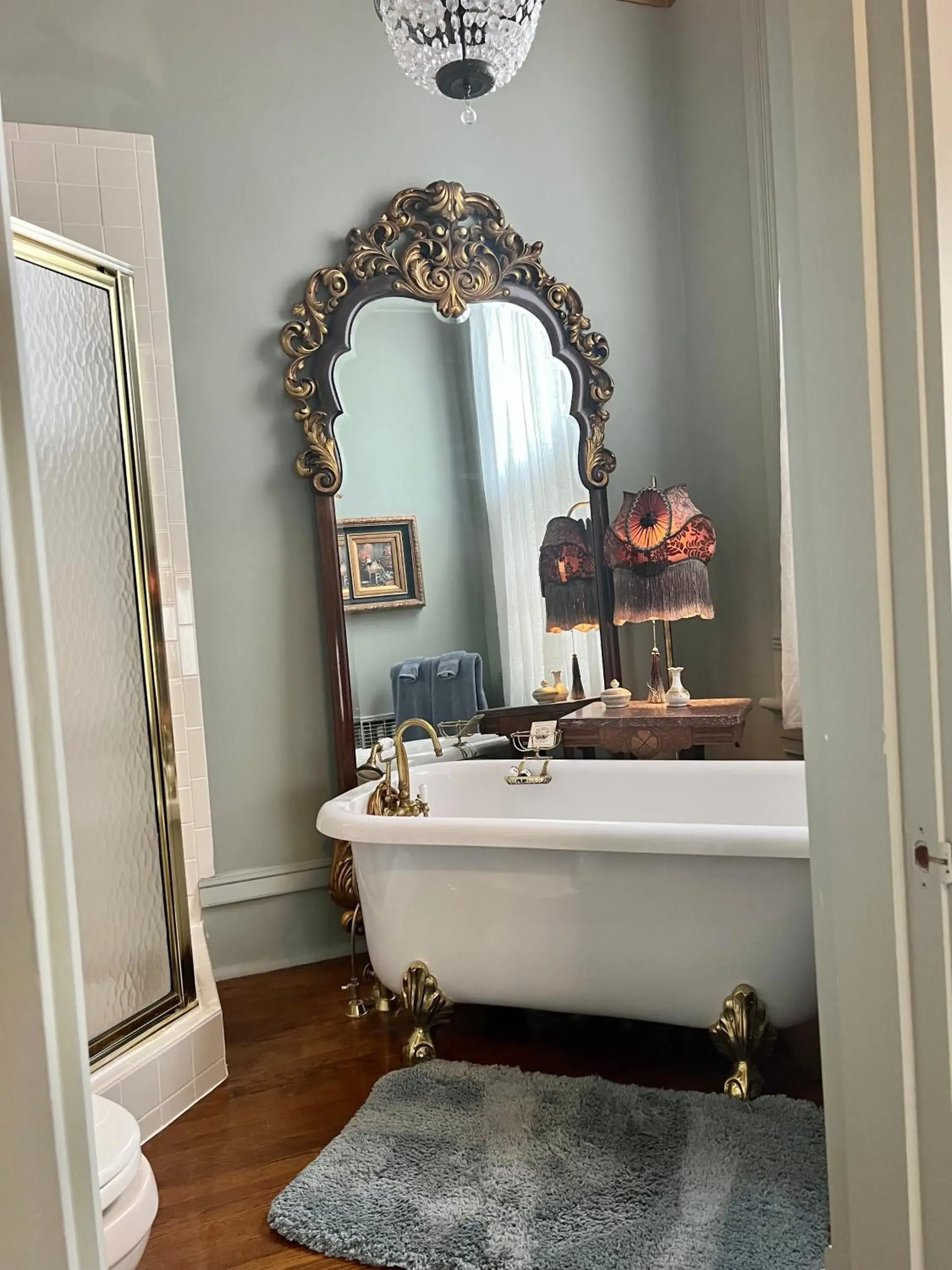 King Suite in The Empress of Little Rock King Suite in The Empress of Little Rock