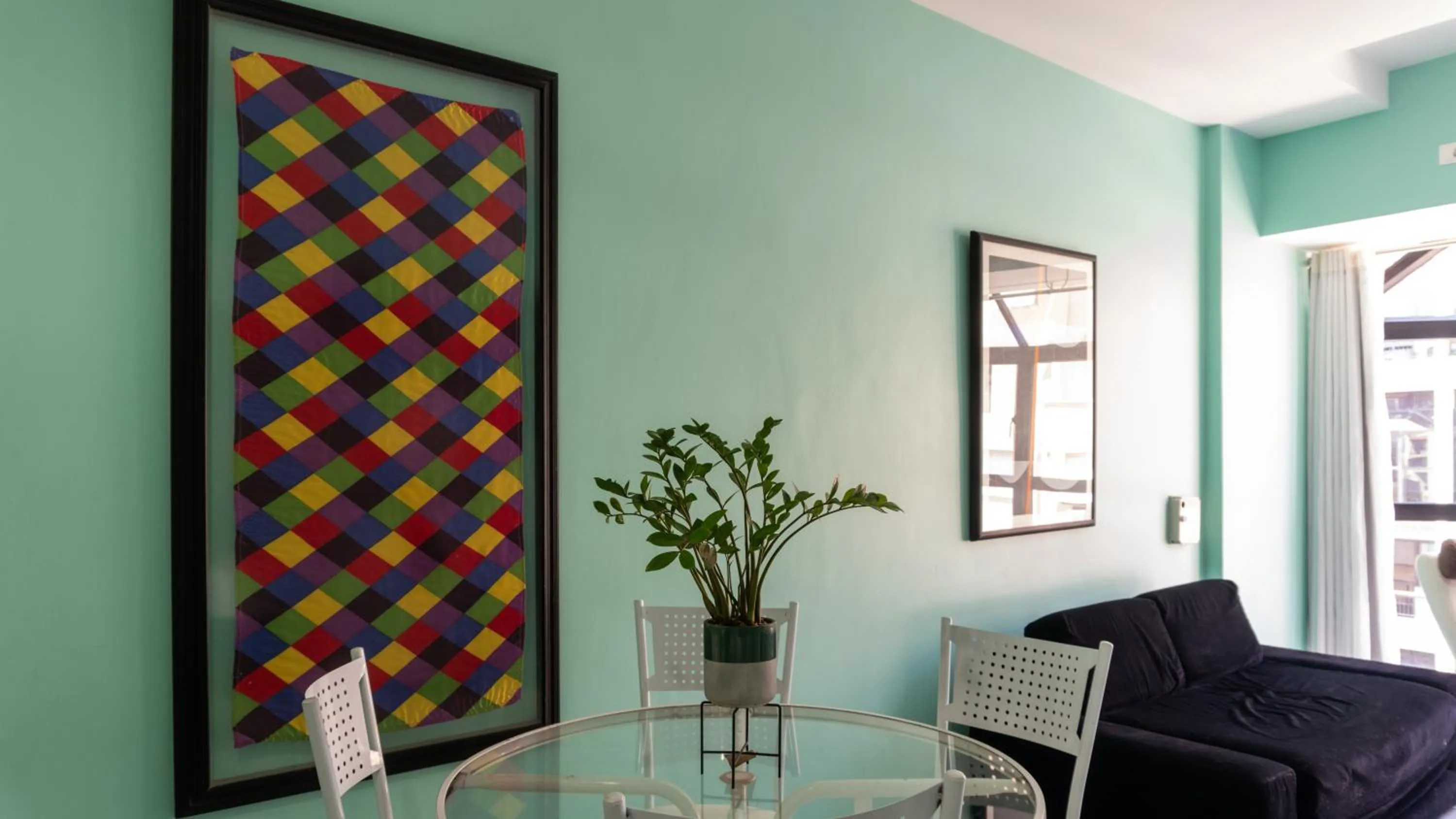 Seating area in Duplex charmoso - Ótima localização