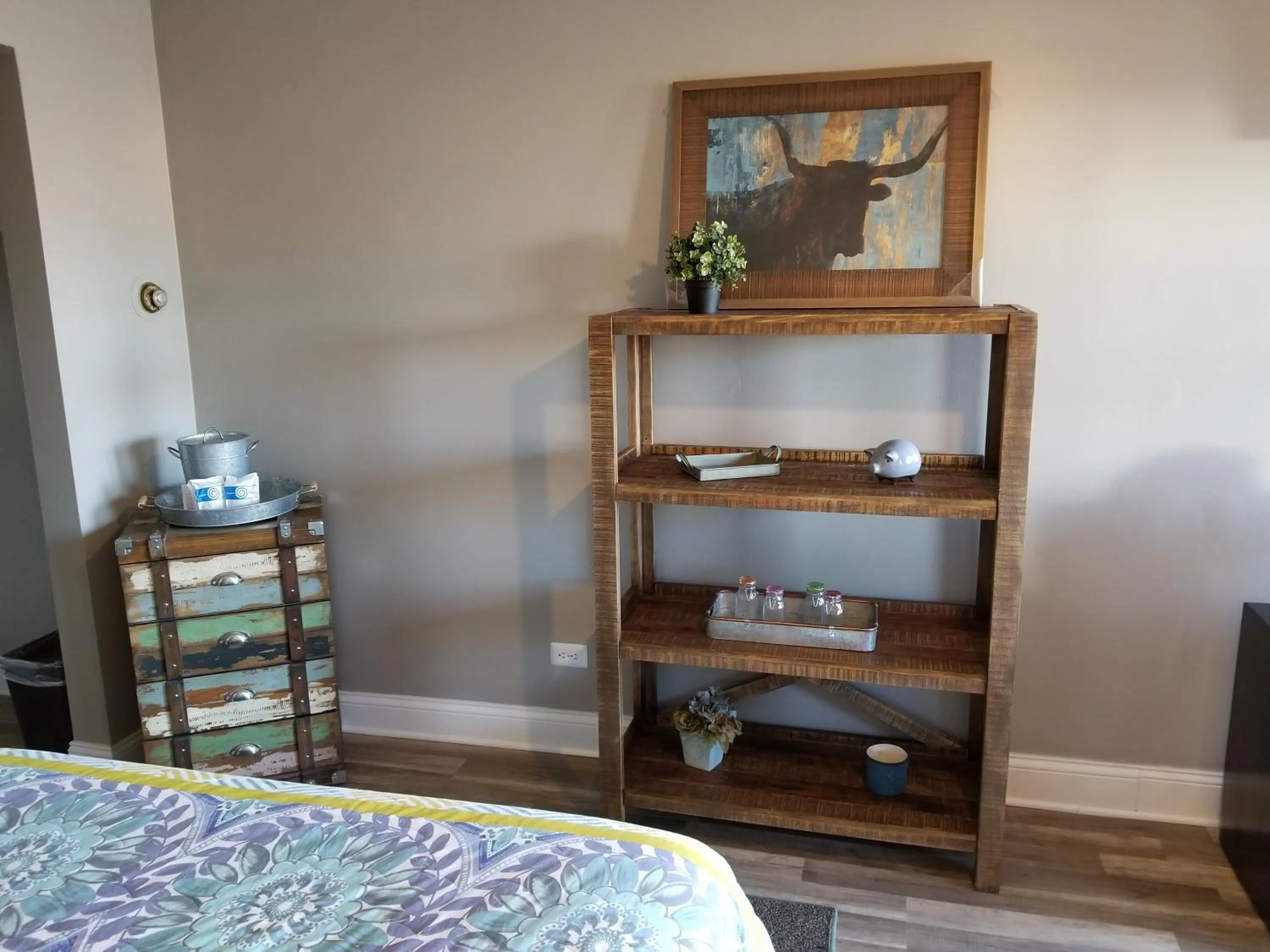 Bed in Gateway Inn Oaklawn-Chicago Midway airport