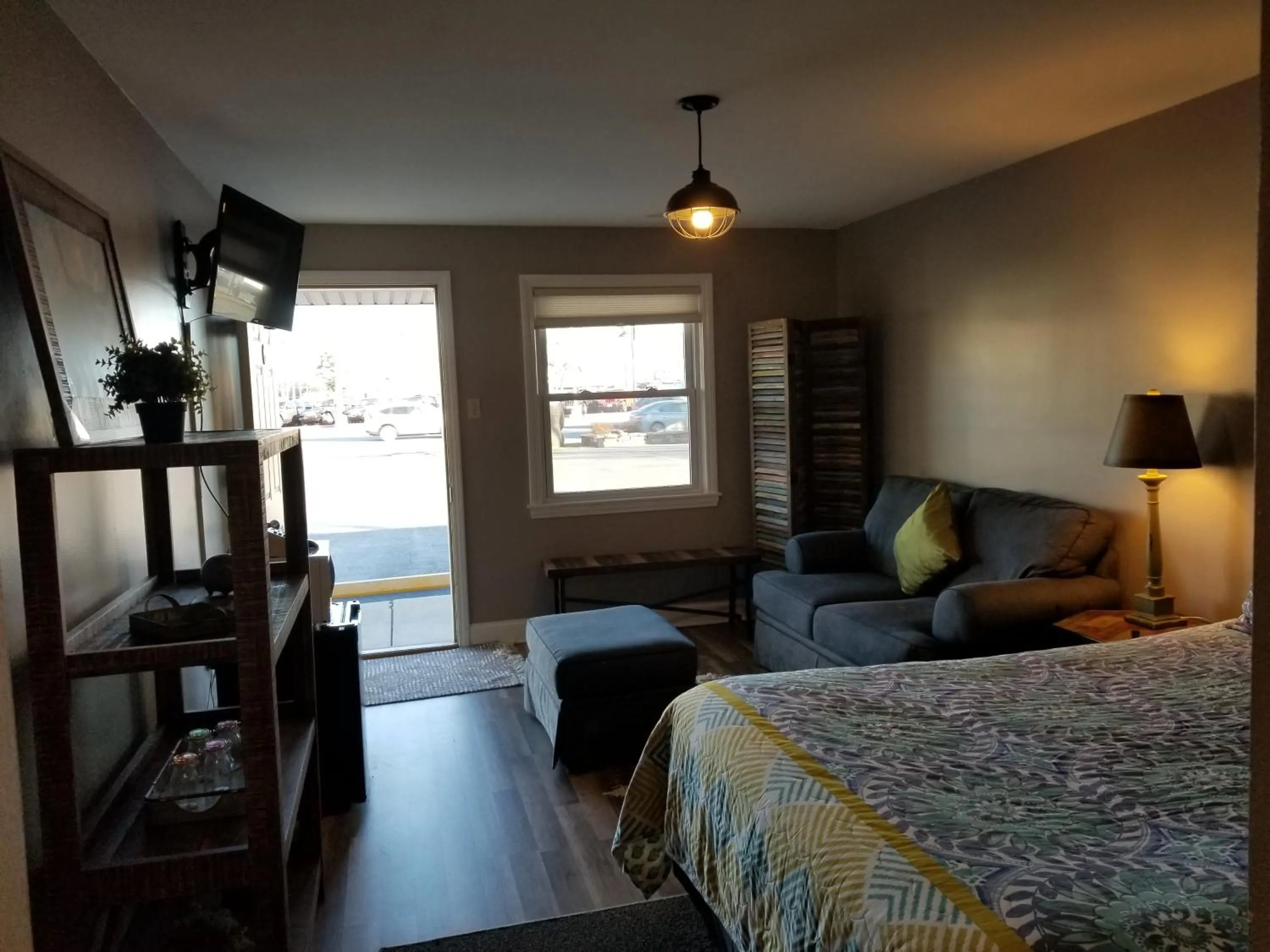 Bed in Gateway Inn Oaklawn-Chicago Midway airport