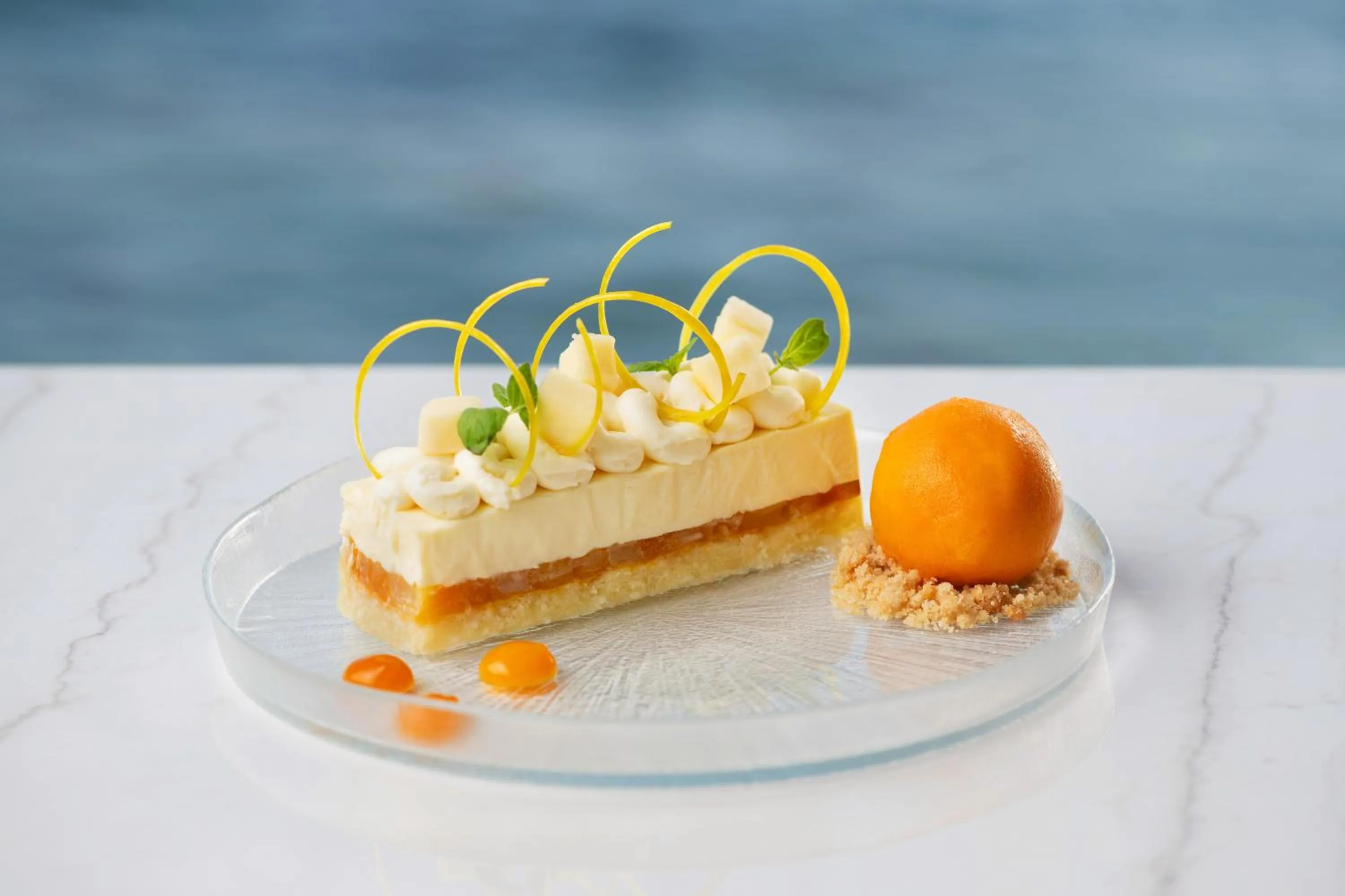 Food and drinks in Surf & Sand Laguna Beach