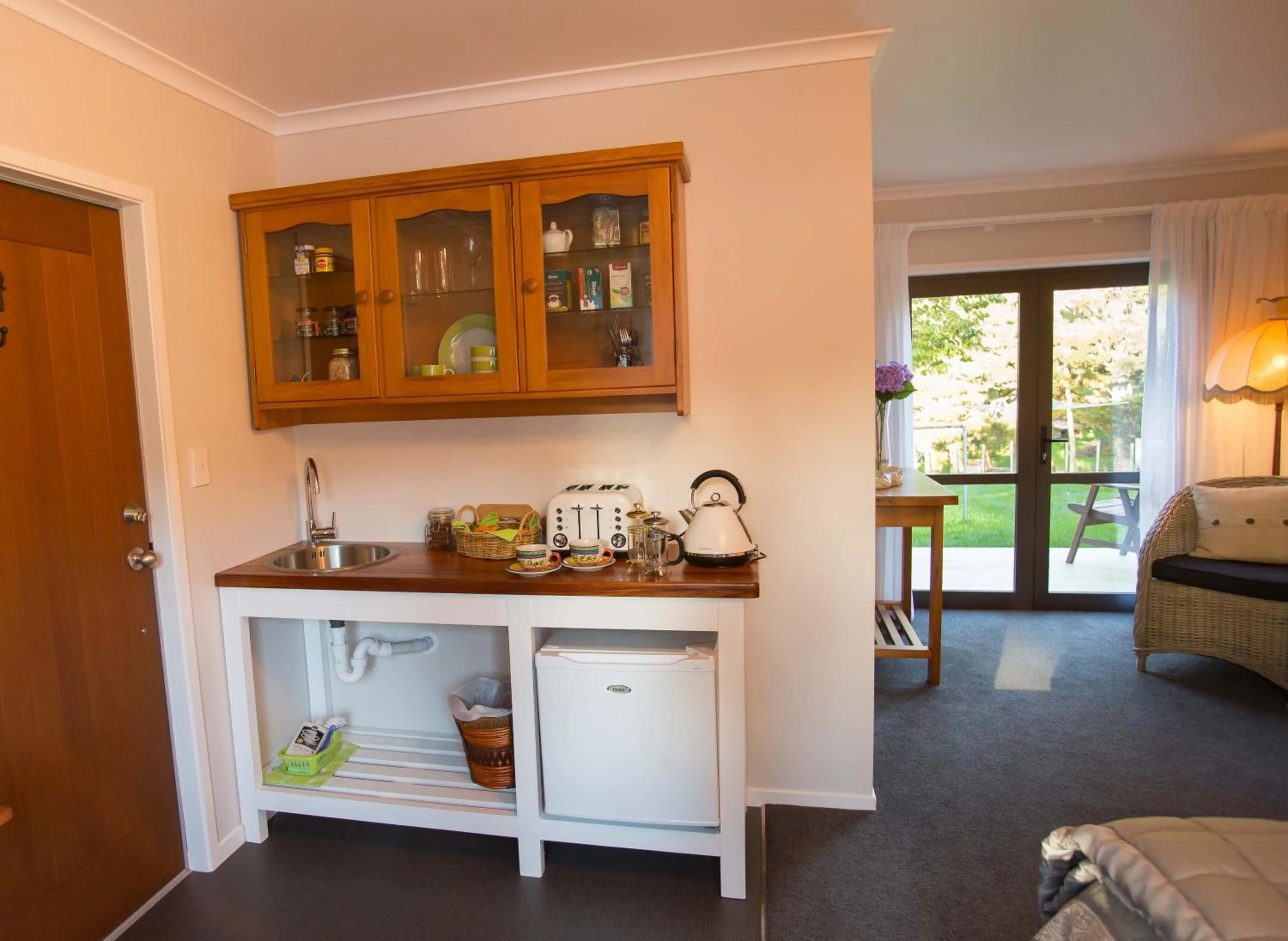 Coffee/tea facilities in Rolling Hills Country Stay B&B