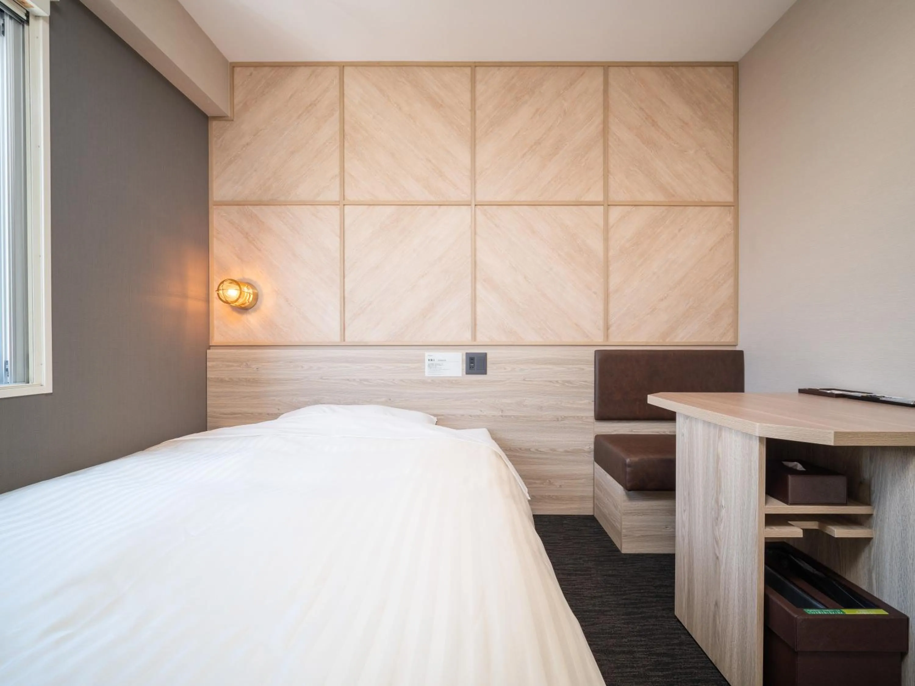 Bed in Super Hotel Gotemba 1