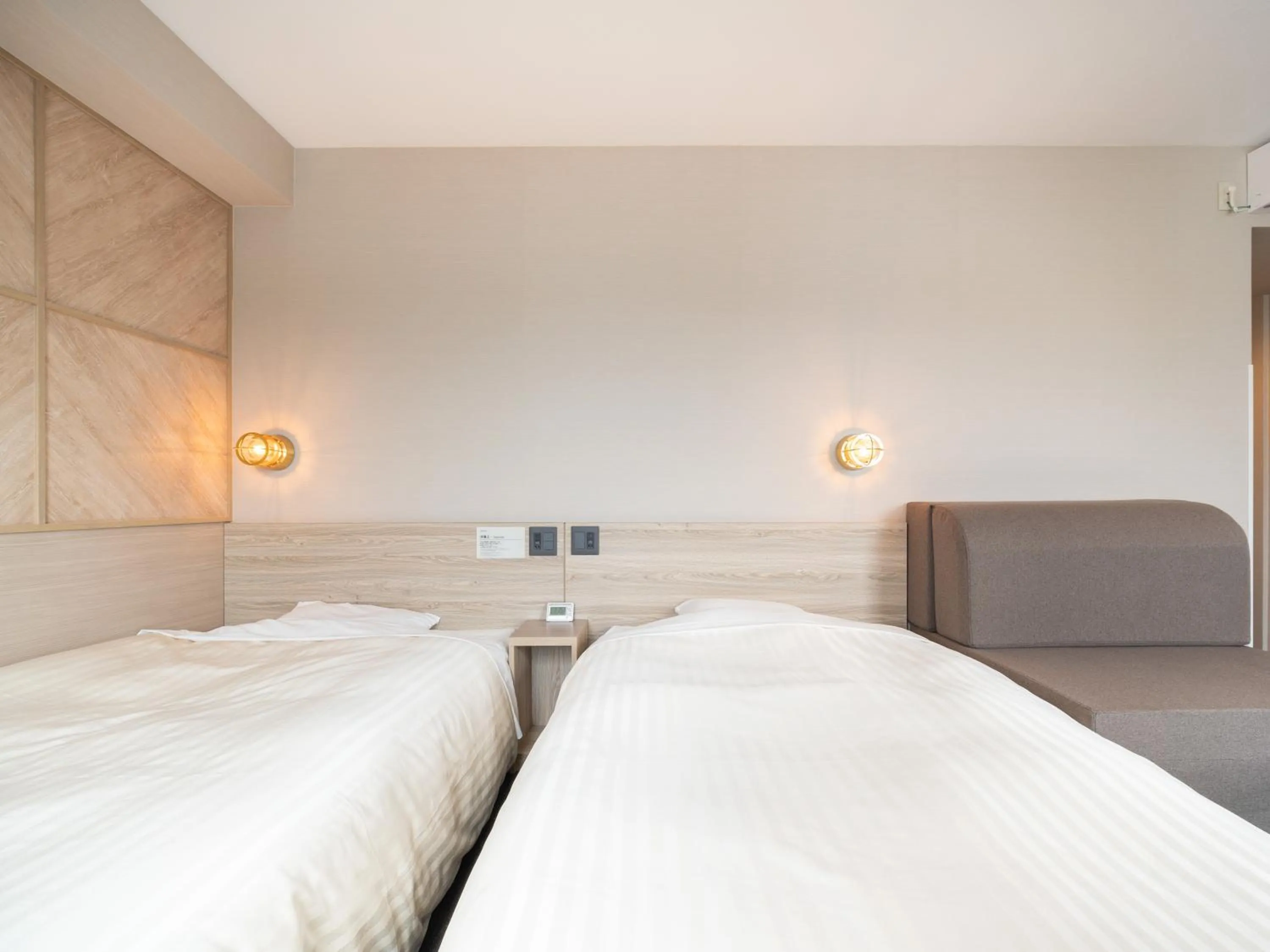 Bed in Super Hotel Gotemba 1