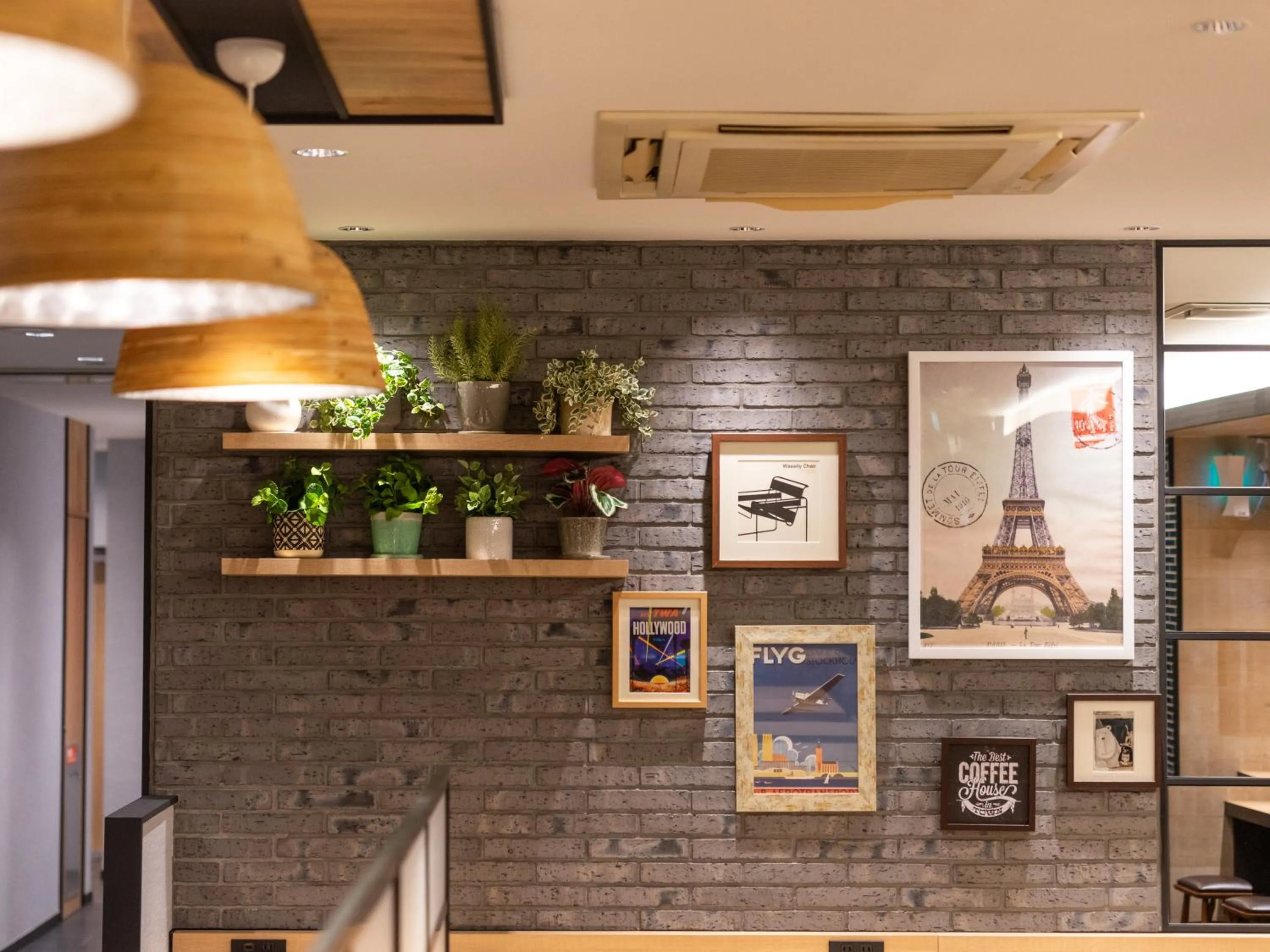 Decorative detail in Super Hotel Gotemba 1