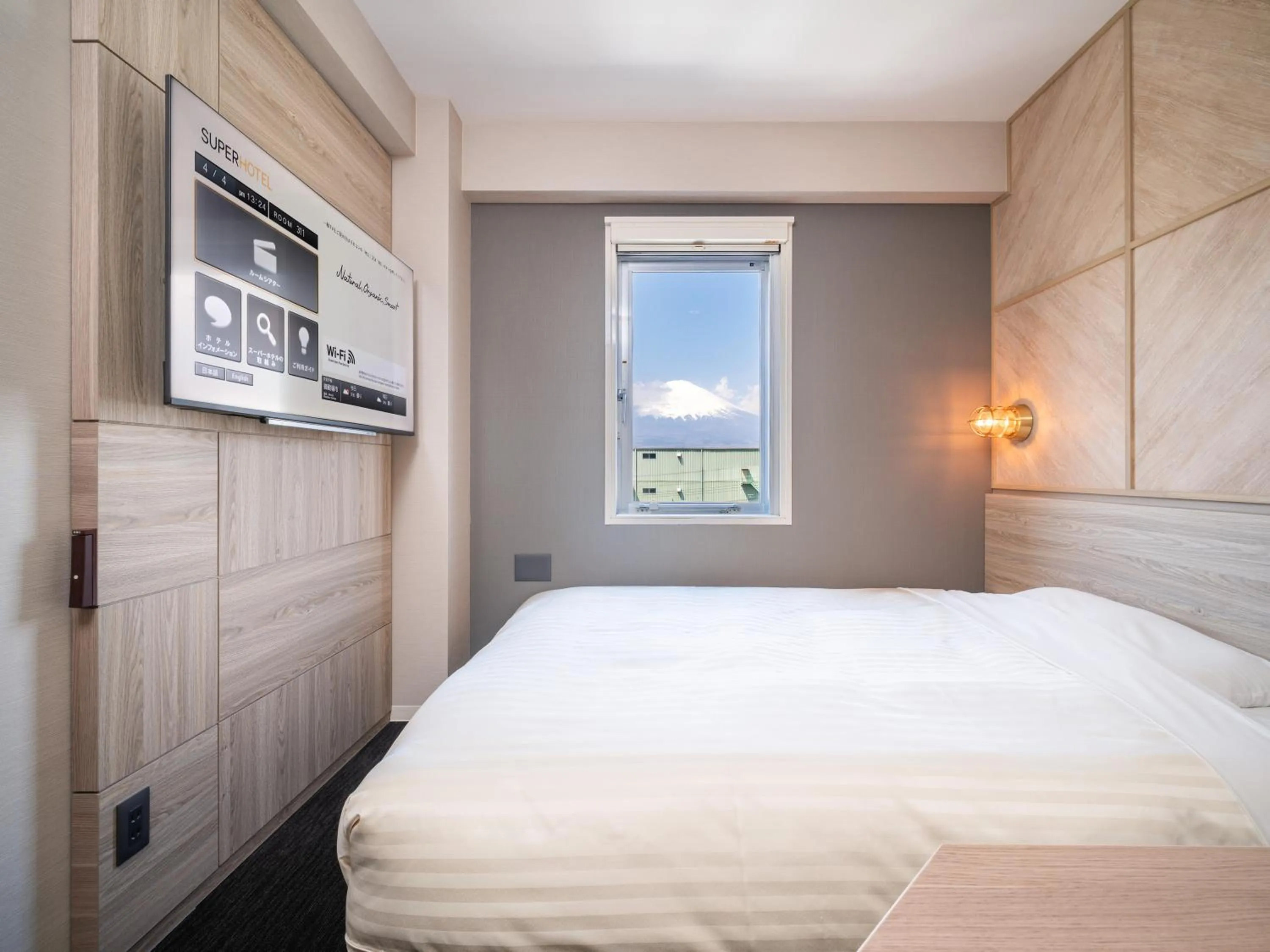 Bed in Super Hotel Gotemba 1