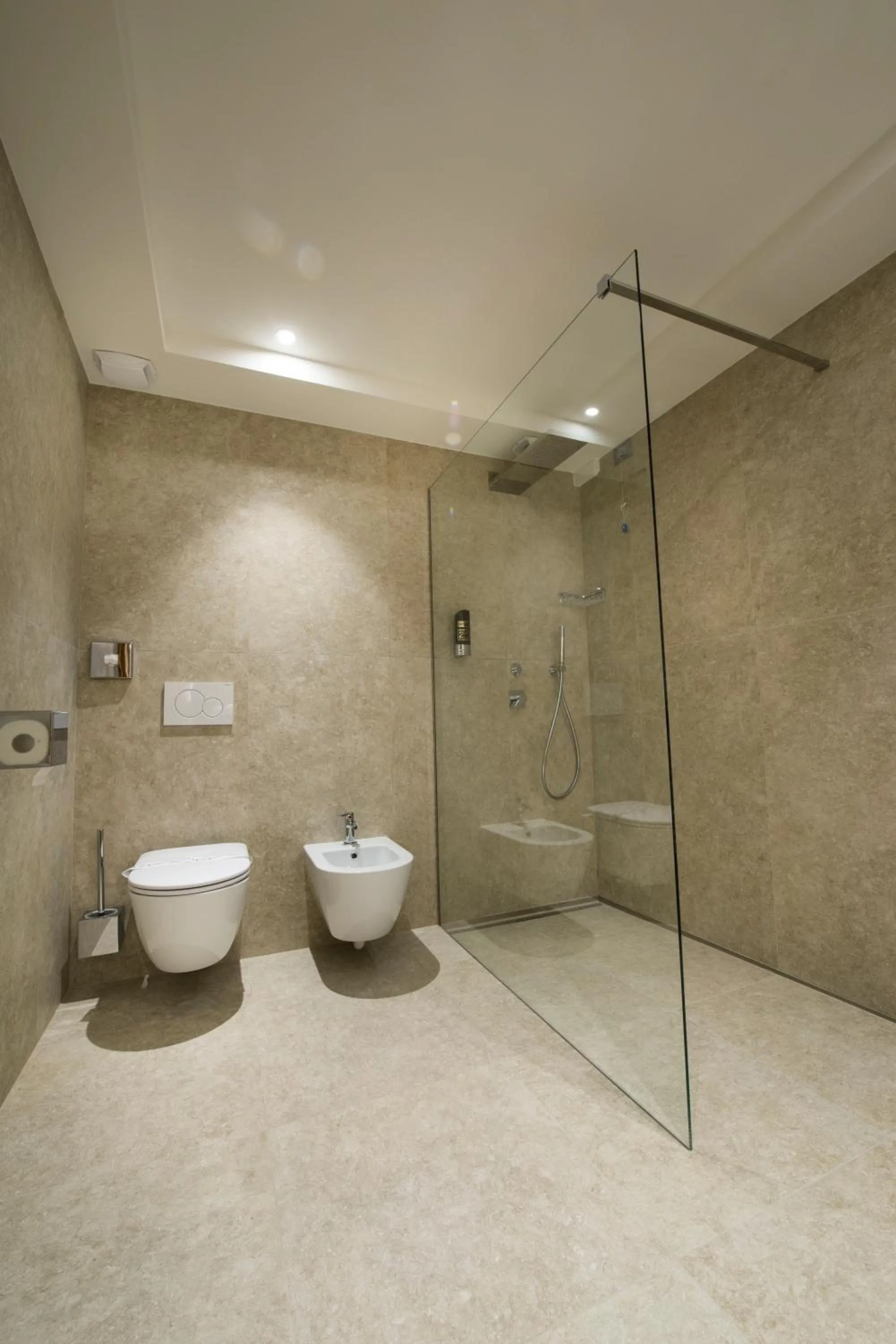 Shower in Active Hotel Monte Giner