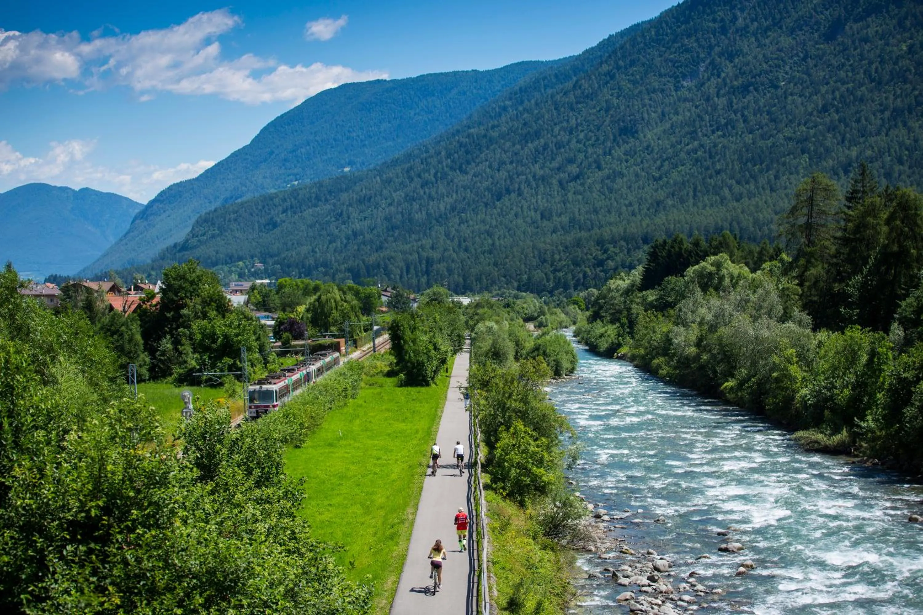 Hiking in Active Hotel Monte Giner