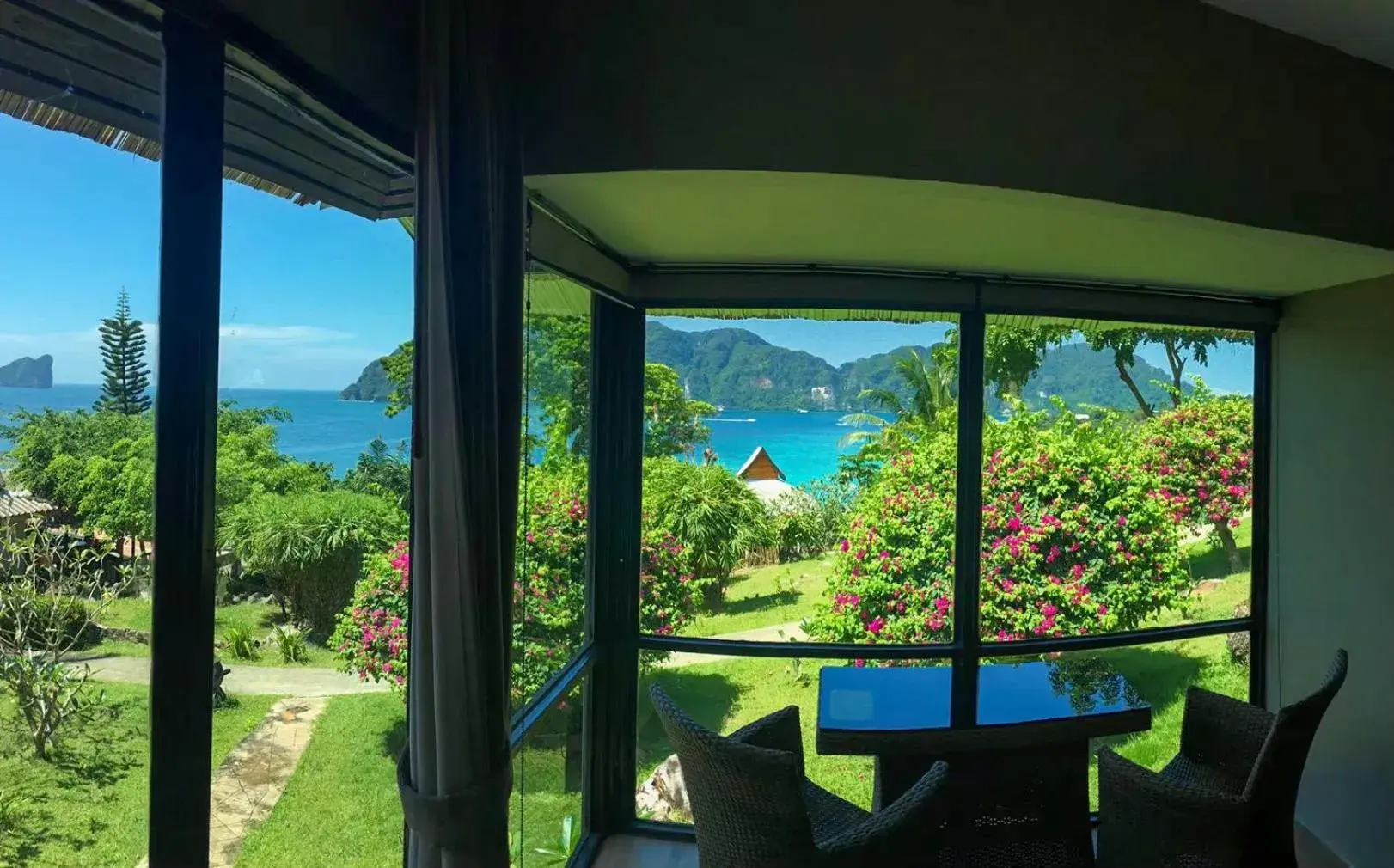 Sea view in HIP Seaview Resort @ Phi Phi Sea view in HIP Seaview Resort @ Phi Phi