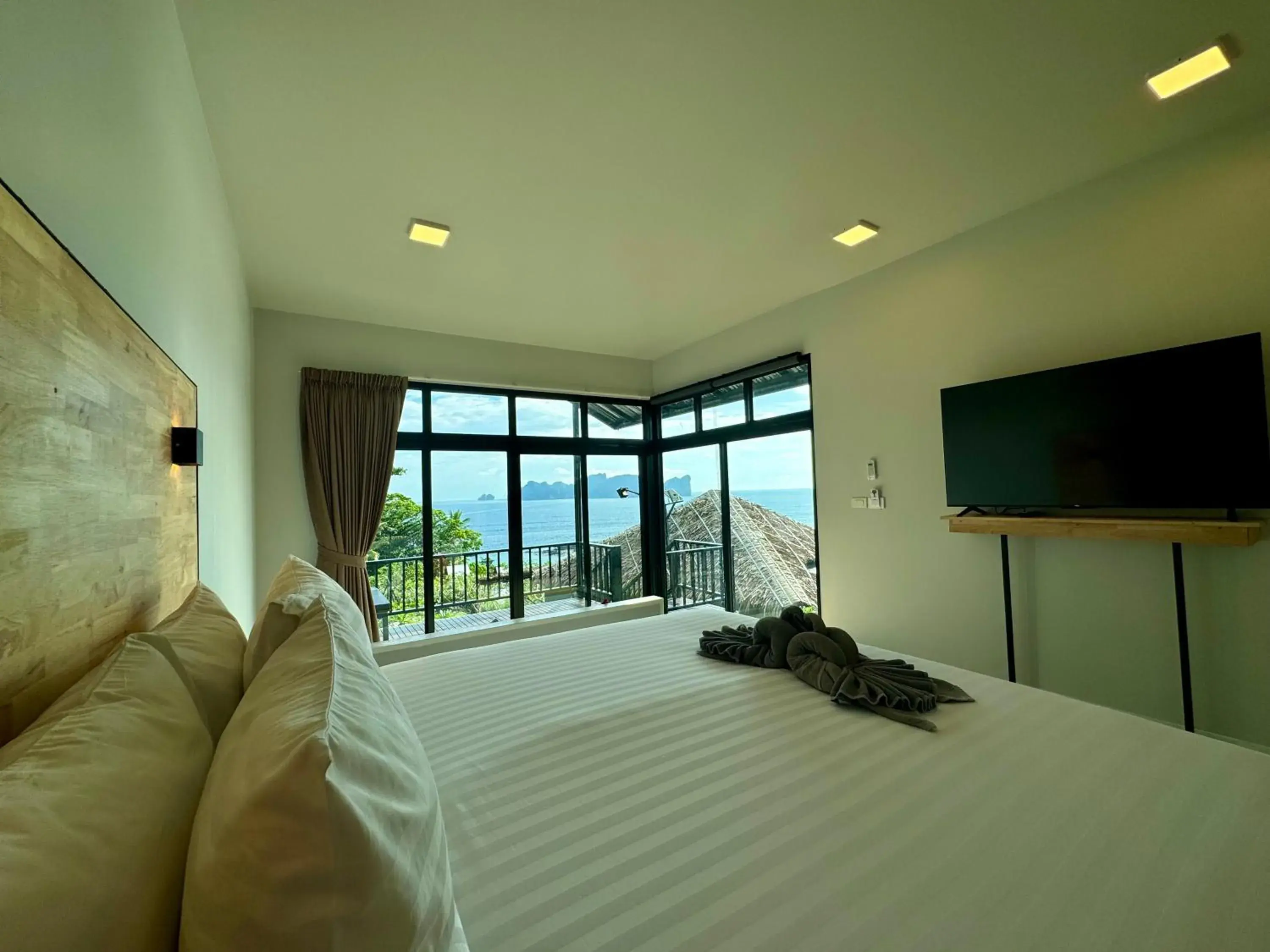Bed in HIP Seaview Resort @ Phi Phi Bed in HIP Seaview Resort @ Phi Phi