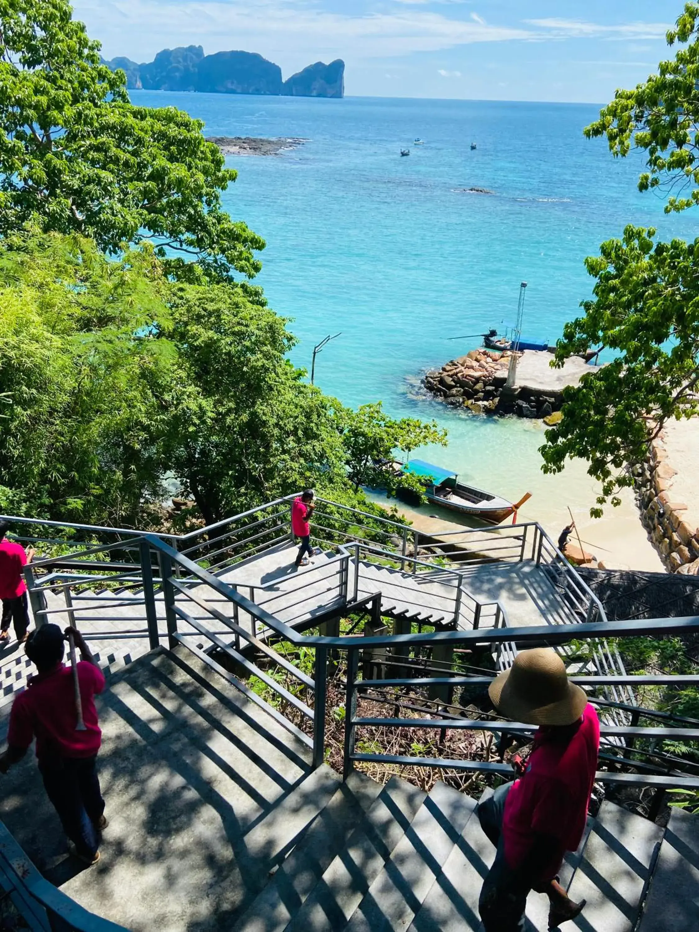 acessibility in HIP Seaview Resort @ Phi Phi acessibility in HIP Seaview Resort @ Phi Phi