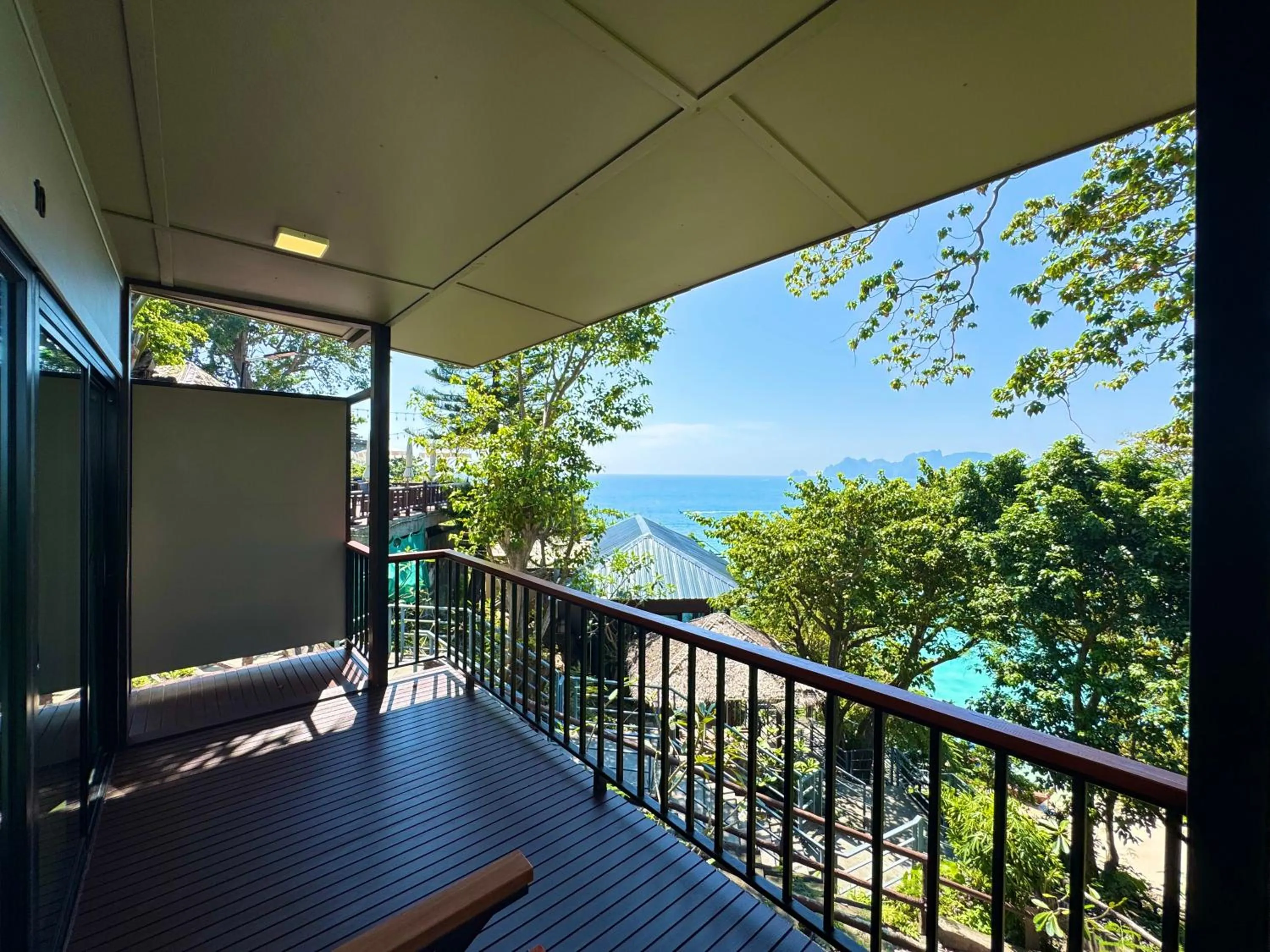 Balcony/Terrace in HIP Seaview Resort @ Phi Phi