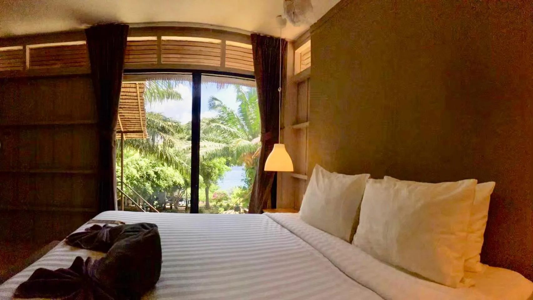 Bedroom, Bed in HIP Seaview Resort @ Phi Phi