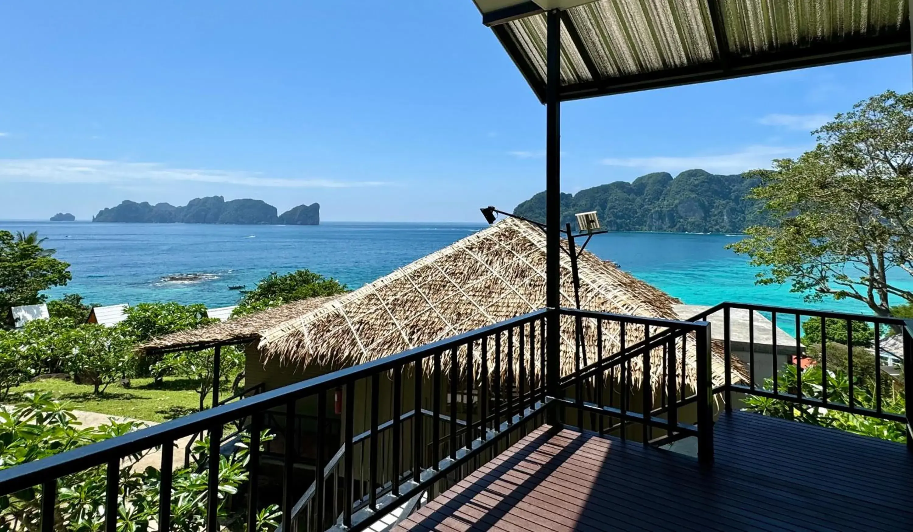 Balcony/Terrace in HIP Seaview Resort @ Phi Phi Balcony/Terrace in HIP Seaview Resort @ Phi Phi