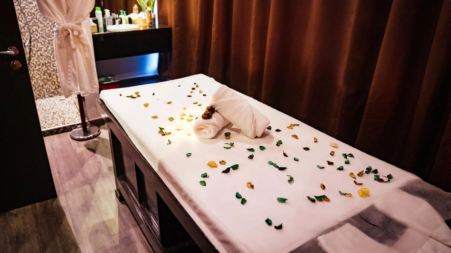 Signature 1 Hotel Tecom