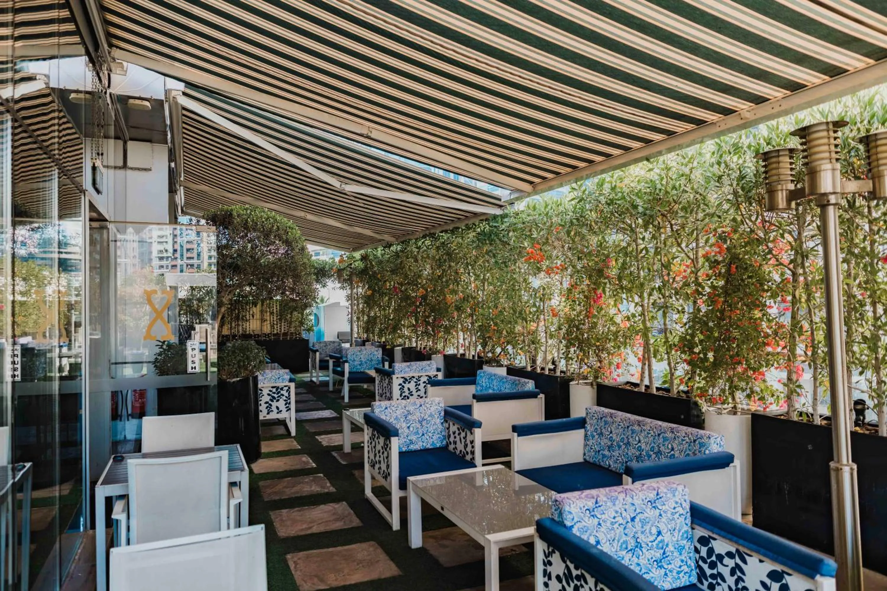 Signature 1 Hotel Tecom