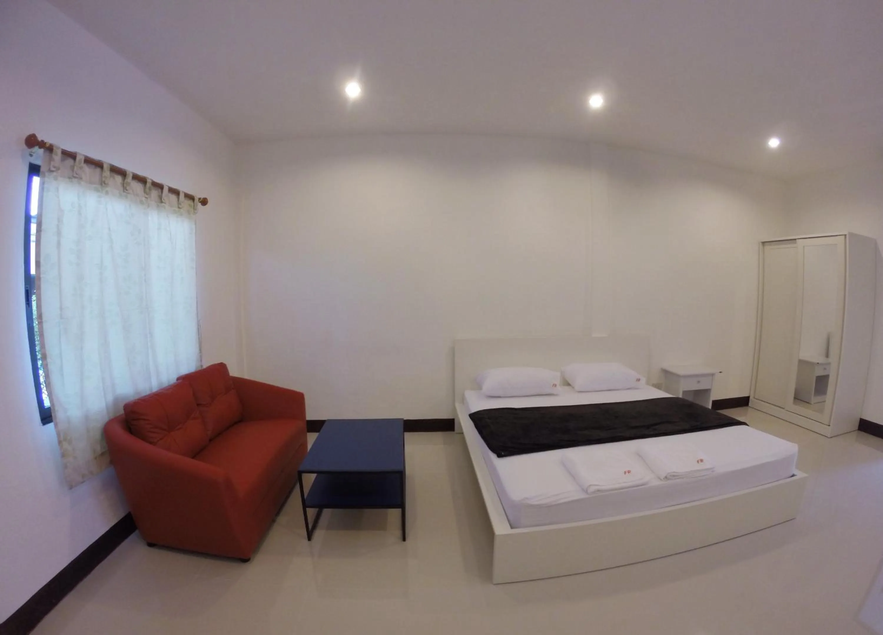 Bedroom, Bed in Fairtex Residence Pattaya